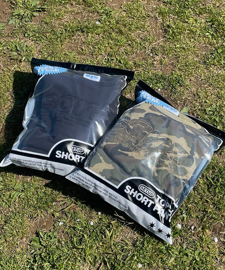 sqnz applique pack set up / Tシャツ ワッペン クルーネック オーバーサイズ ワンポイント ライトグレー