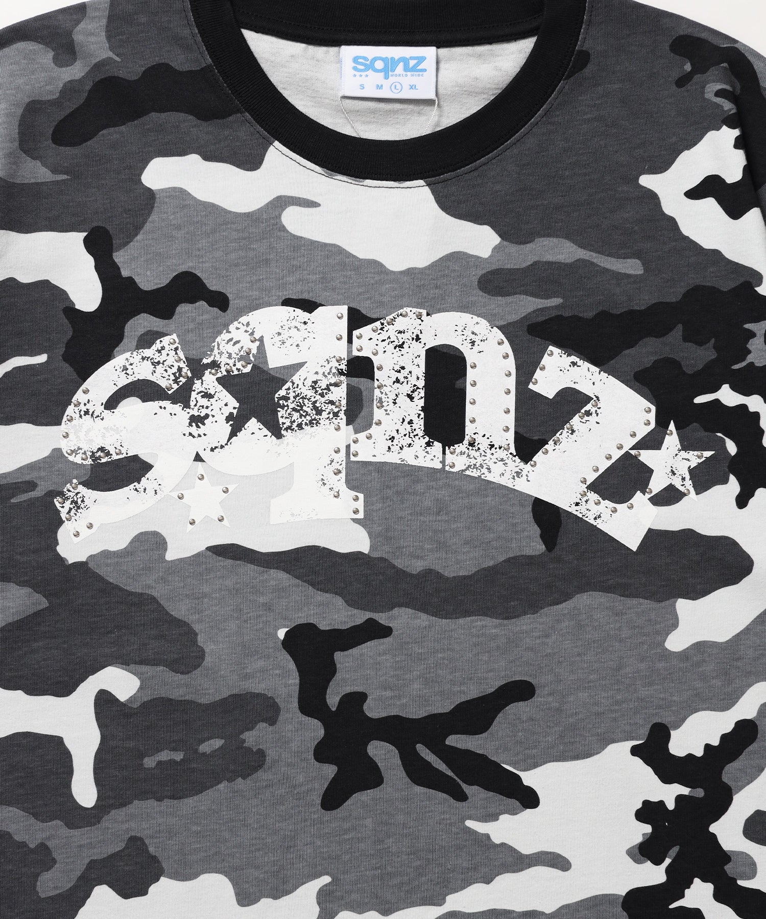 ※WEB限定 / ユニセックス / ロゴ加工風スタッズ半袖Tシャツ / sqnz studs faint logo tee / 柄84