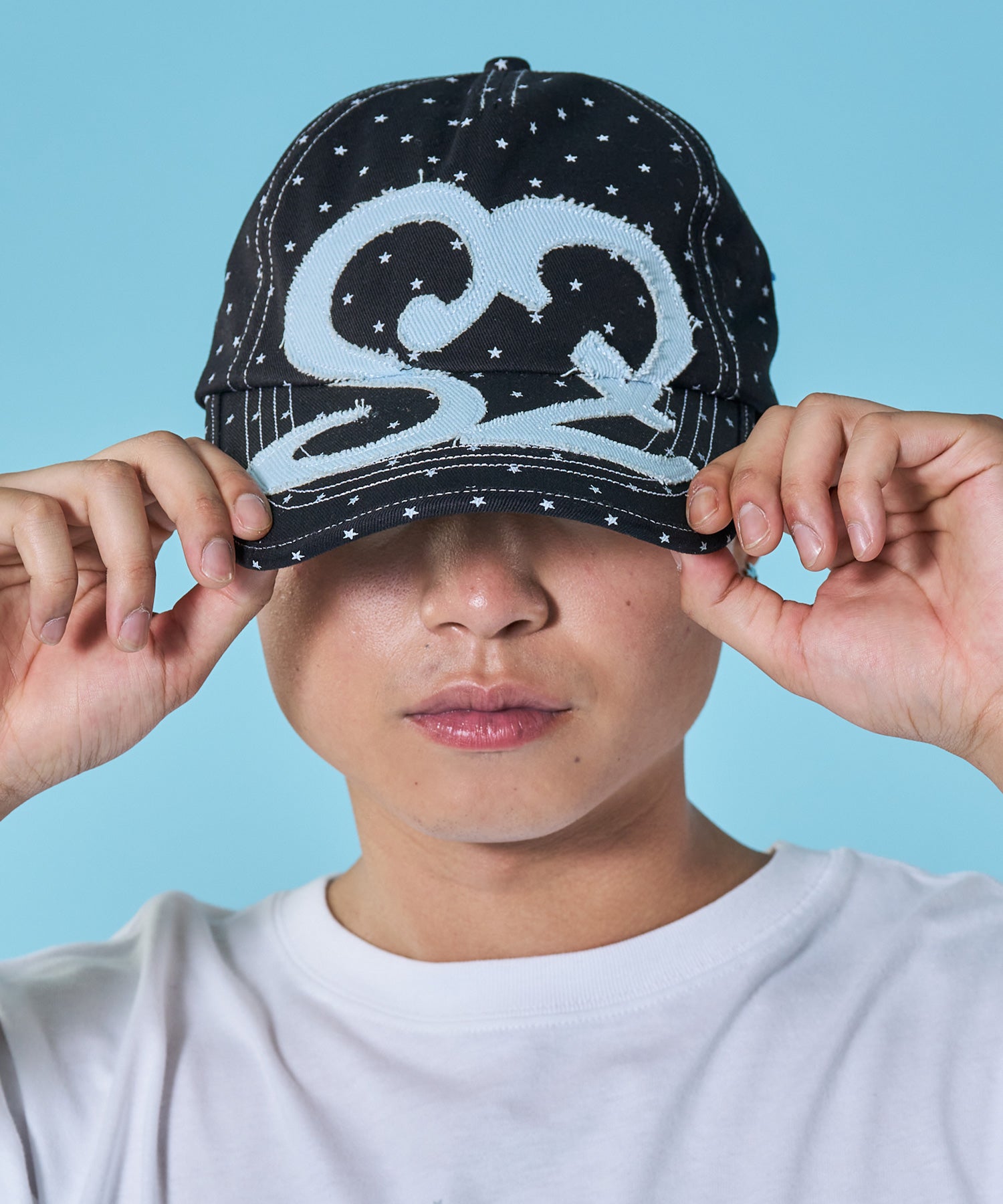 ※WEB限定 / ワッペン / またぎデザインキャップ /sqnz logo applique stitch cap 柄81
