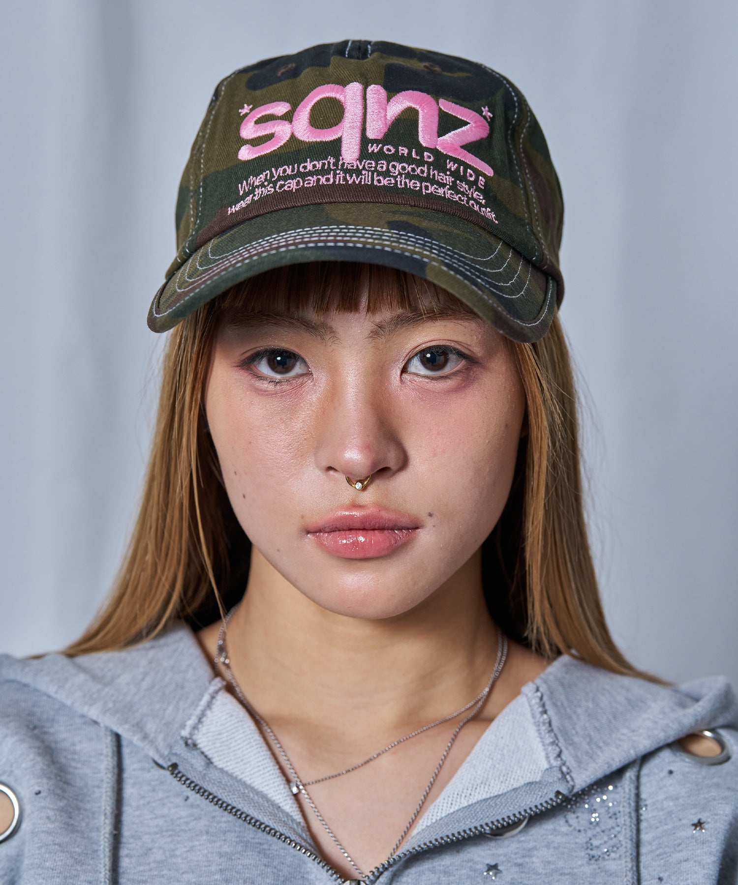 ※WEB限定 / ロゴ刺繍キャップ / sqnz logo cap 柄80
