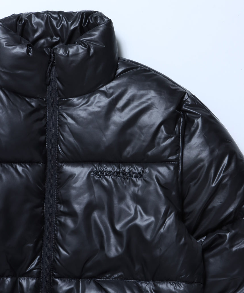 sqnz puffa short padding / ユニセックス パファ ダウン ジャケット 中綿 短丈 ドローコード ブラック