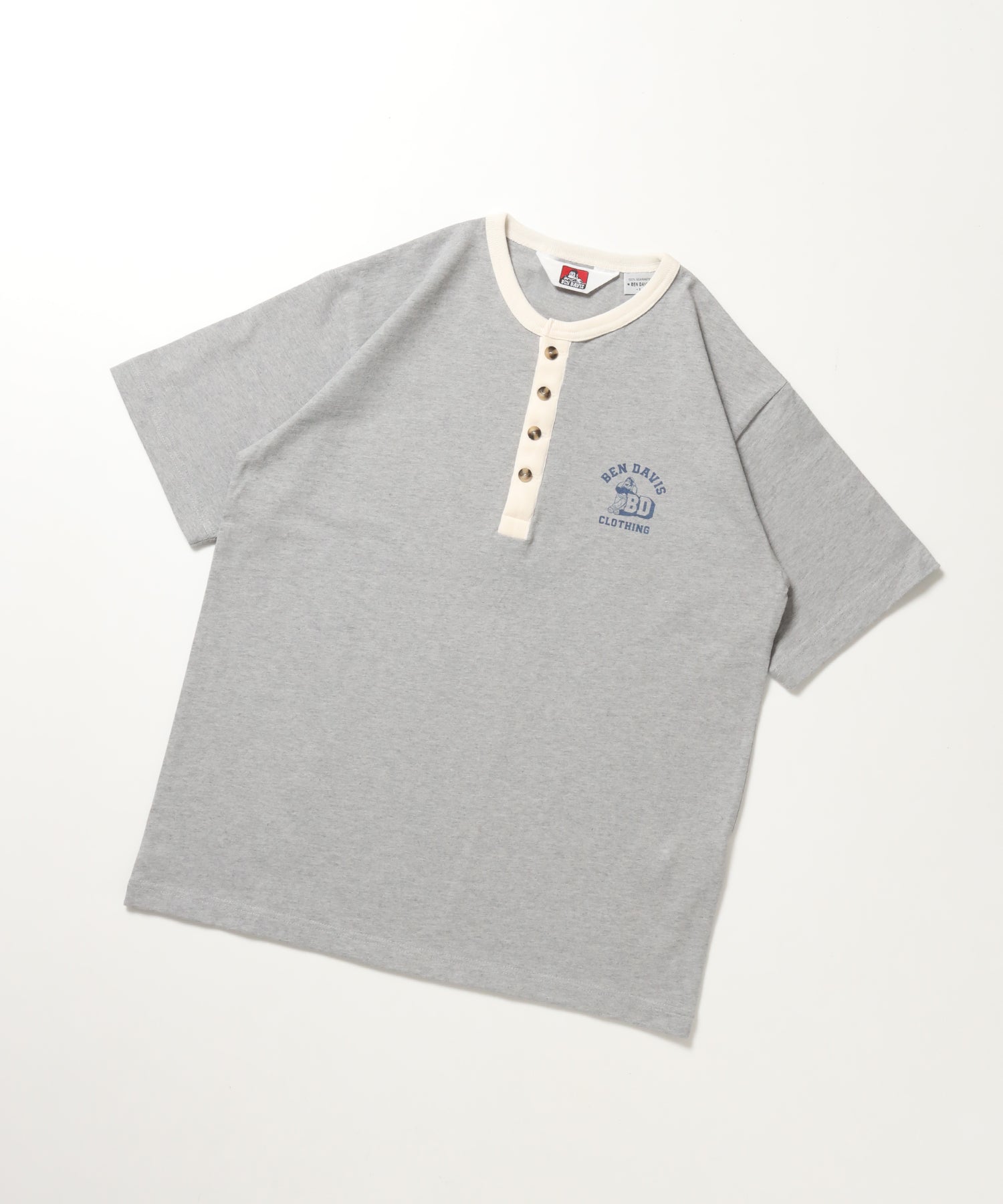 RINGER HENLEY TEE / Tシャツ 半袖 クルーネック ヘンリーネック ワンポイント クラシックフィット リンガー ワンポイント グレー