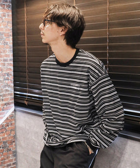 ロゴ刺繍マルチボーダーロングスリーブTシャツ ブラック