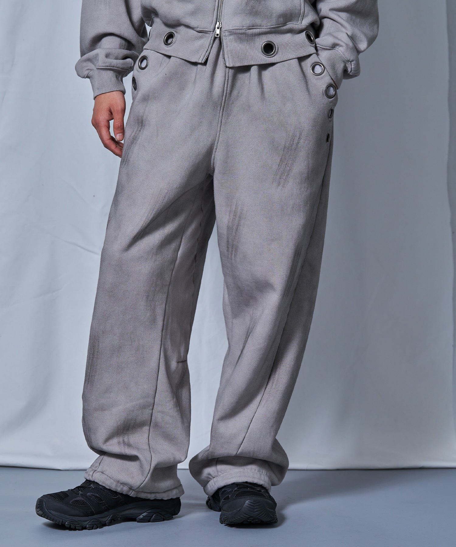 sqnz（エスキュンズ）sqnz fade sweat pants / スウェット パンツ 加工