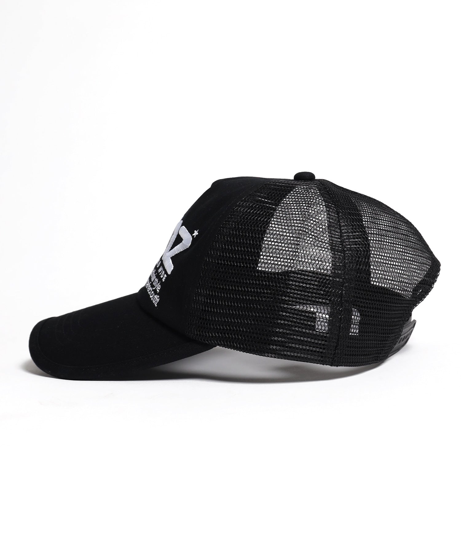 ※WEB限定 / 刺繍 / メッシュキャップ / sqnz mesh logo cap ブラック