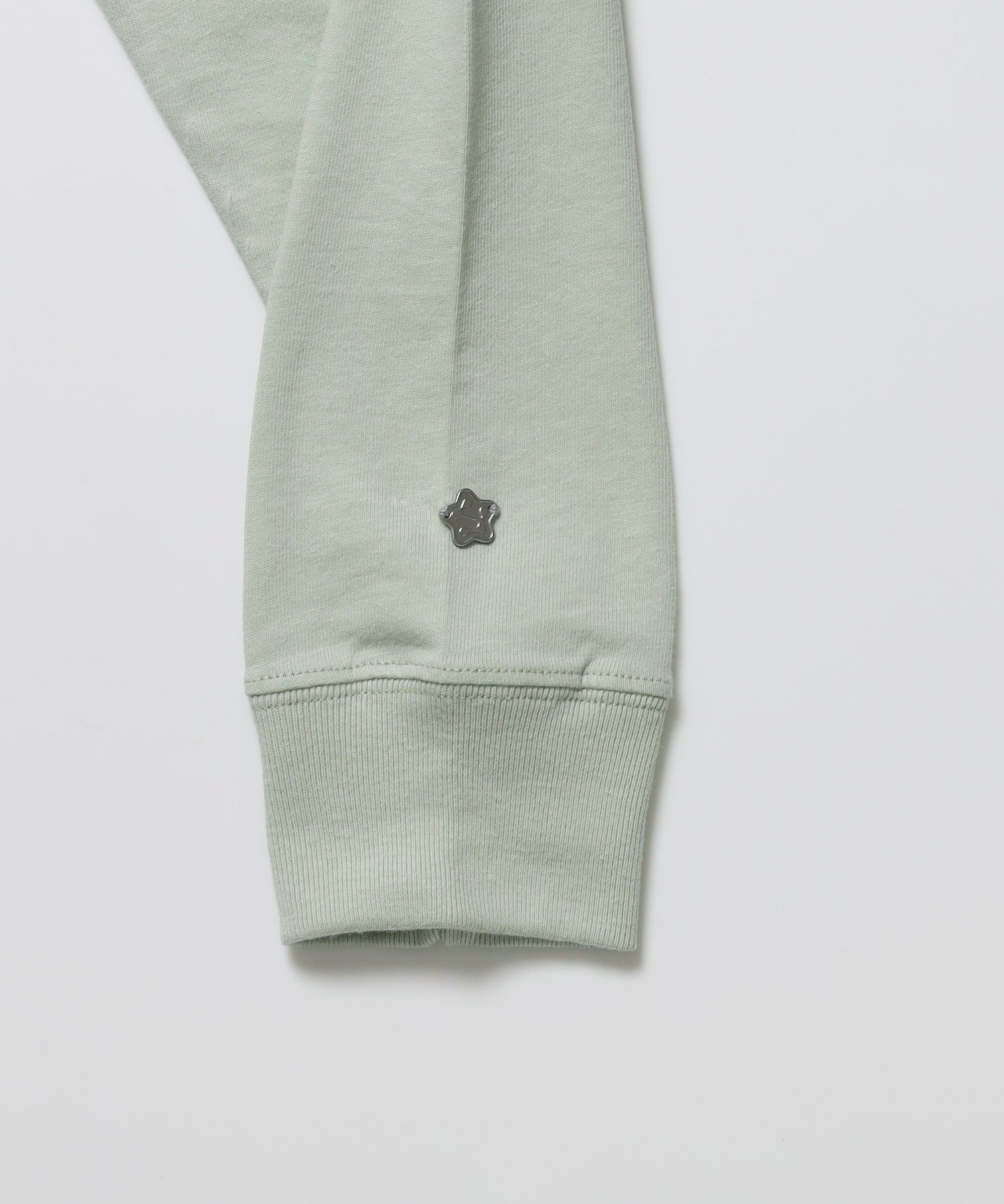 ※WEB限定 / サークルハート刺繍ロンT/sqnzU basic logo l/s tee グリーン