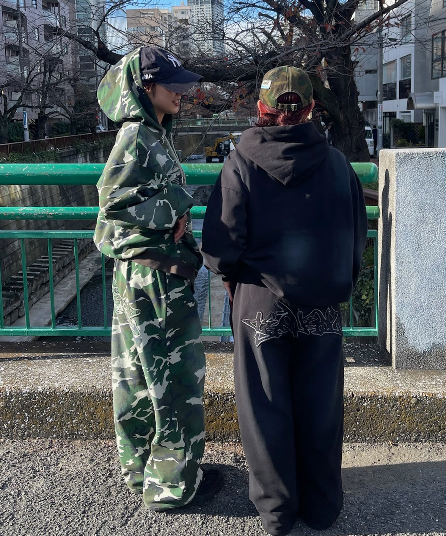 モデル:H163 Size:M H155 Size:L