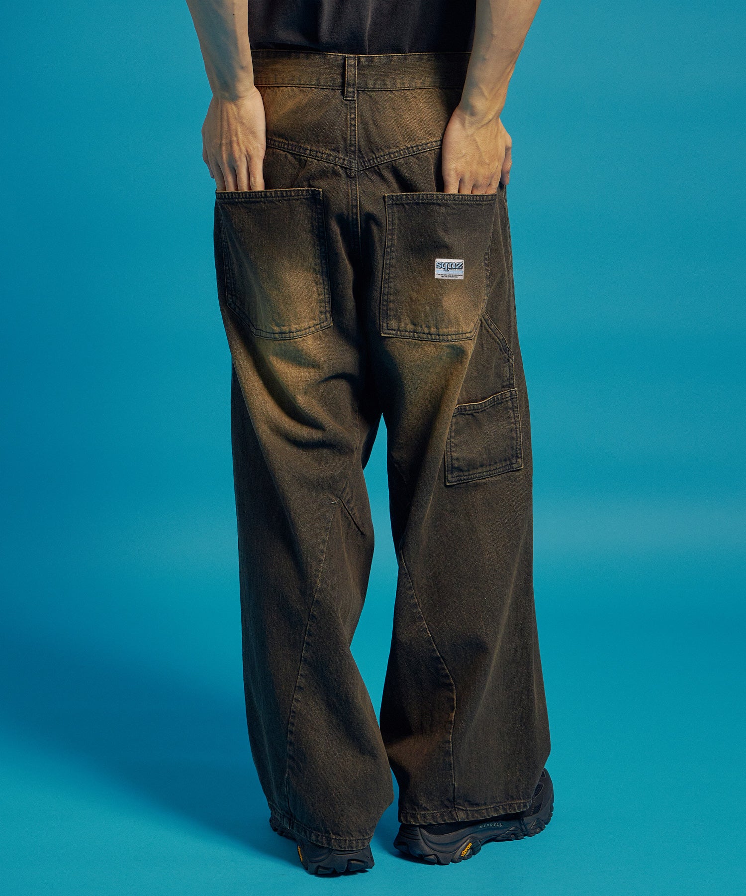 sqnz twist drape denim pants / ツイストドレープデニム カーブデニム ワイドパンツ ヴィンテージライク オーバーダイ≪SET UP着用可能≫