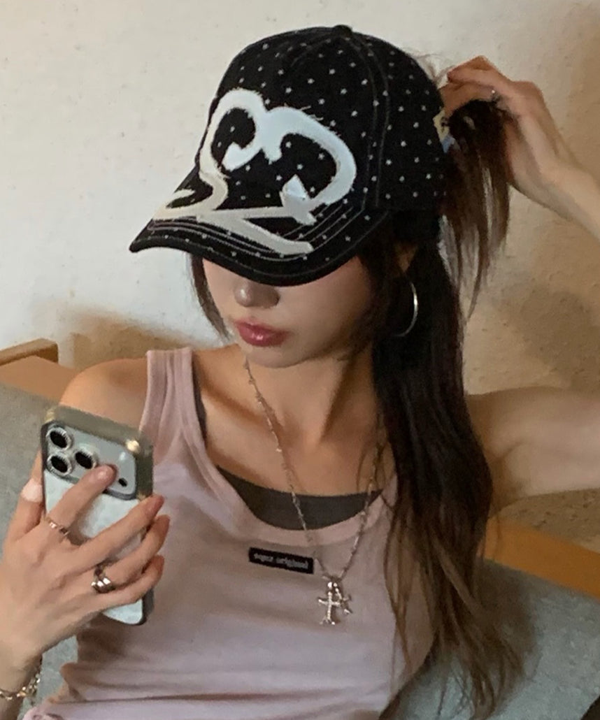 ※WEB限定 / ワッペン / またぎデザインキャップ /sqnz logo applique stitch cap 柄81