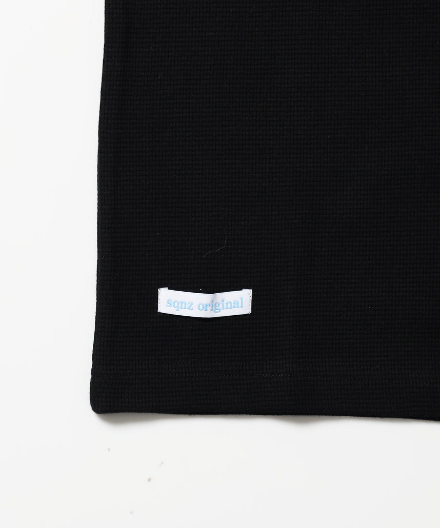 ※WEB限定 / 半袖 ヘンリーネック ラグラン ワンポイント ユニセックス レイヤード / sqnz thermal metal button tee ブラック