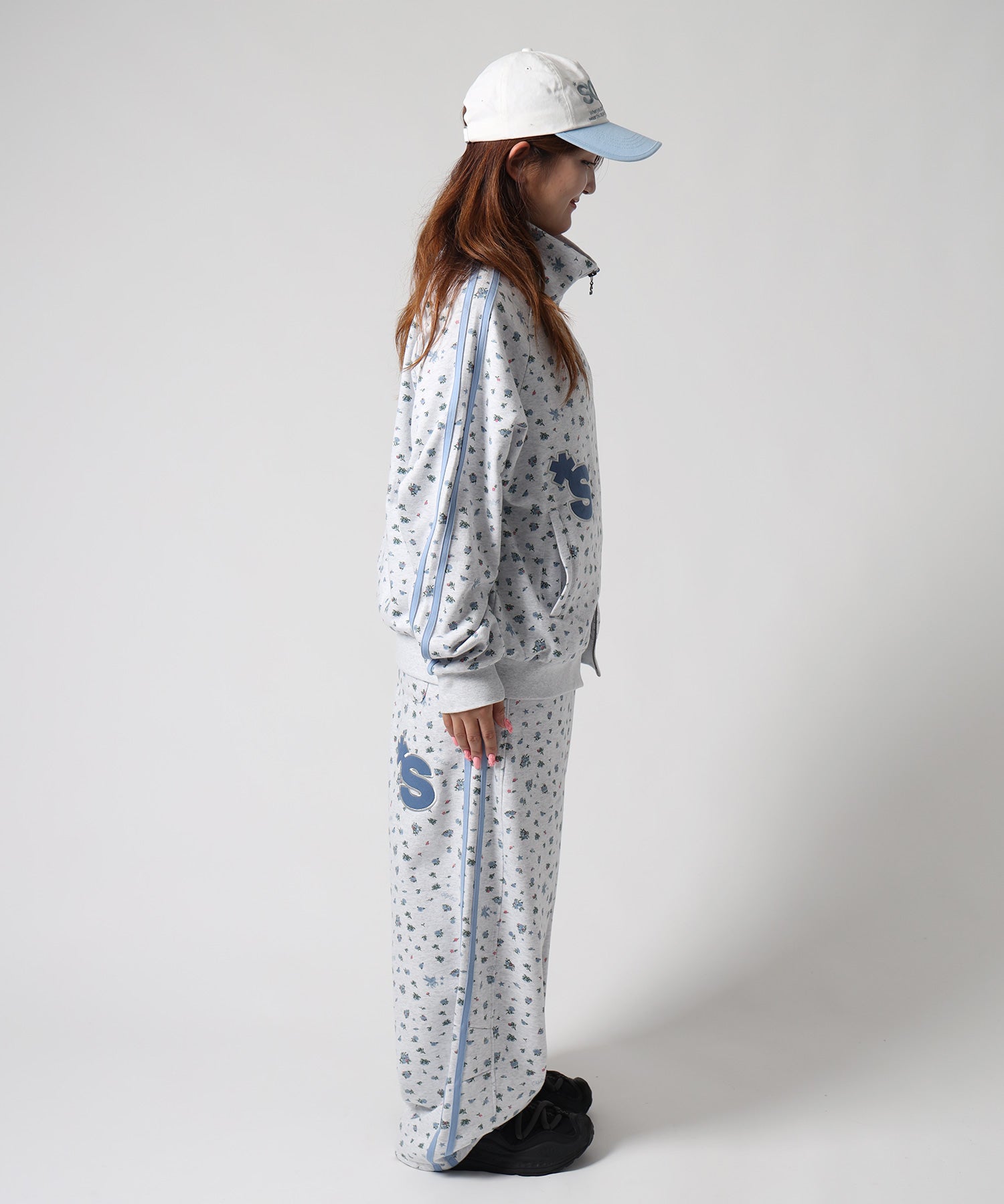 モデル:H158 Size:M