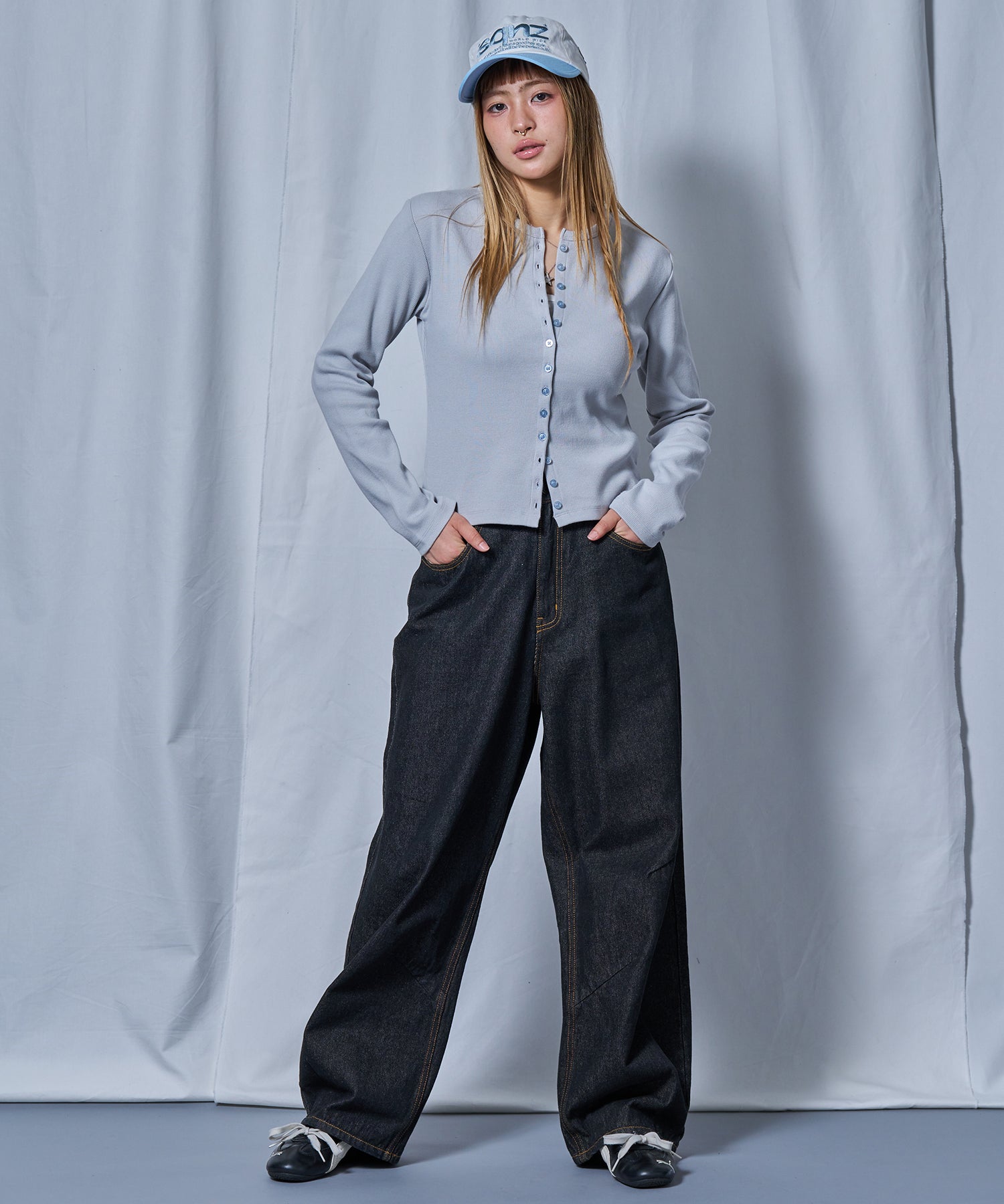モデル:H165 Size:M
