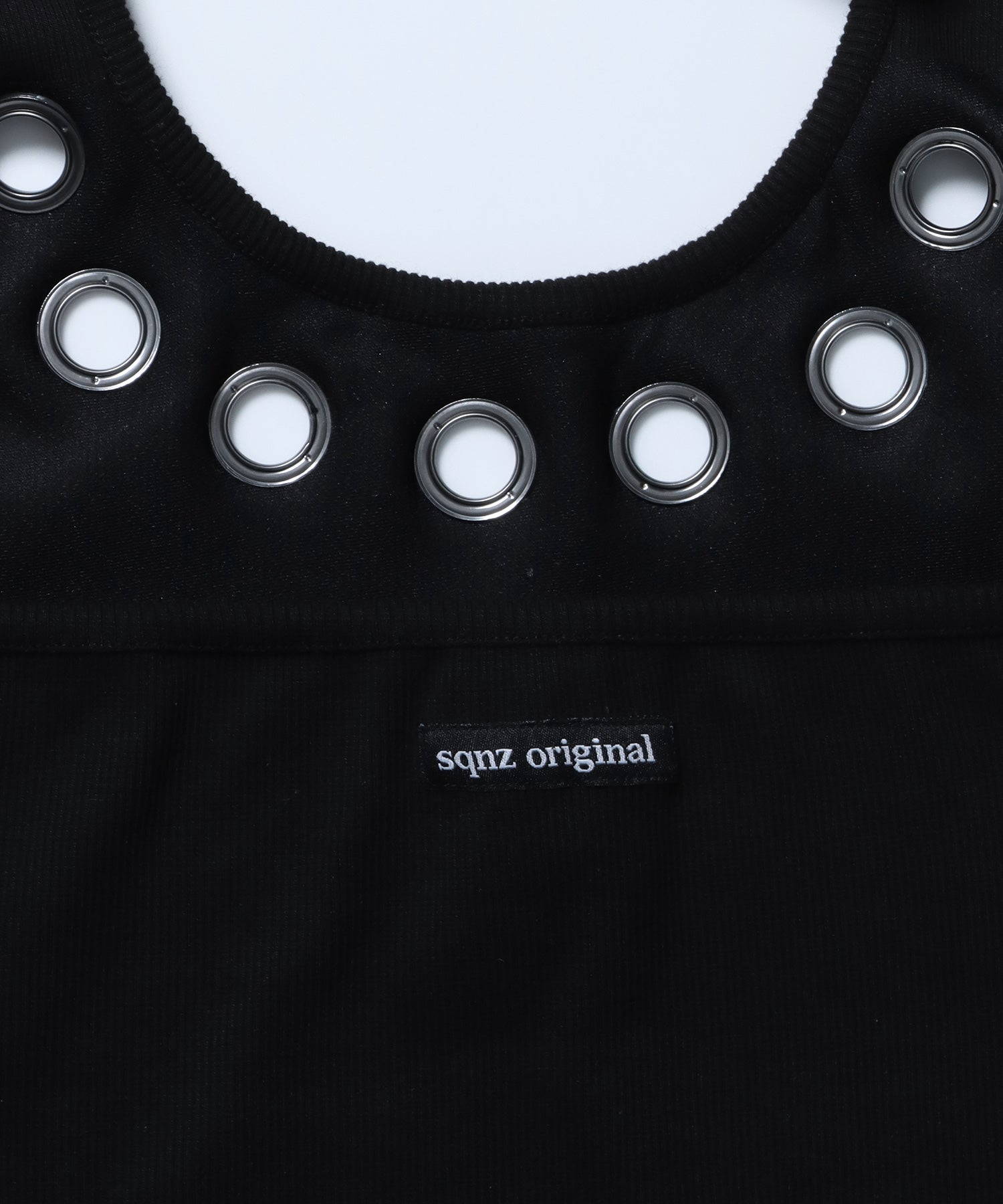 ※WEB限定 / レディースアイレットタンクトップ / sqnz halter neck eyelet tank top ブラック