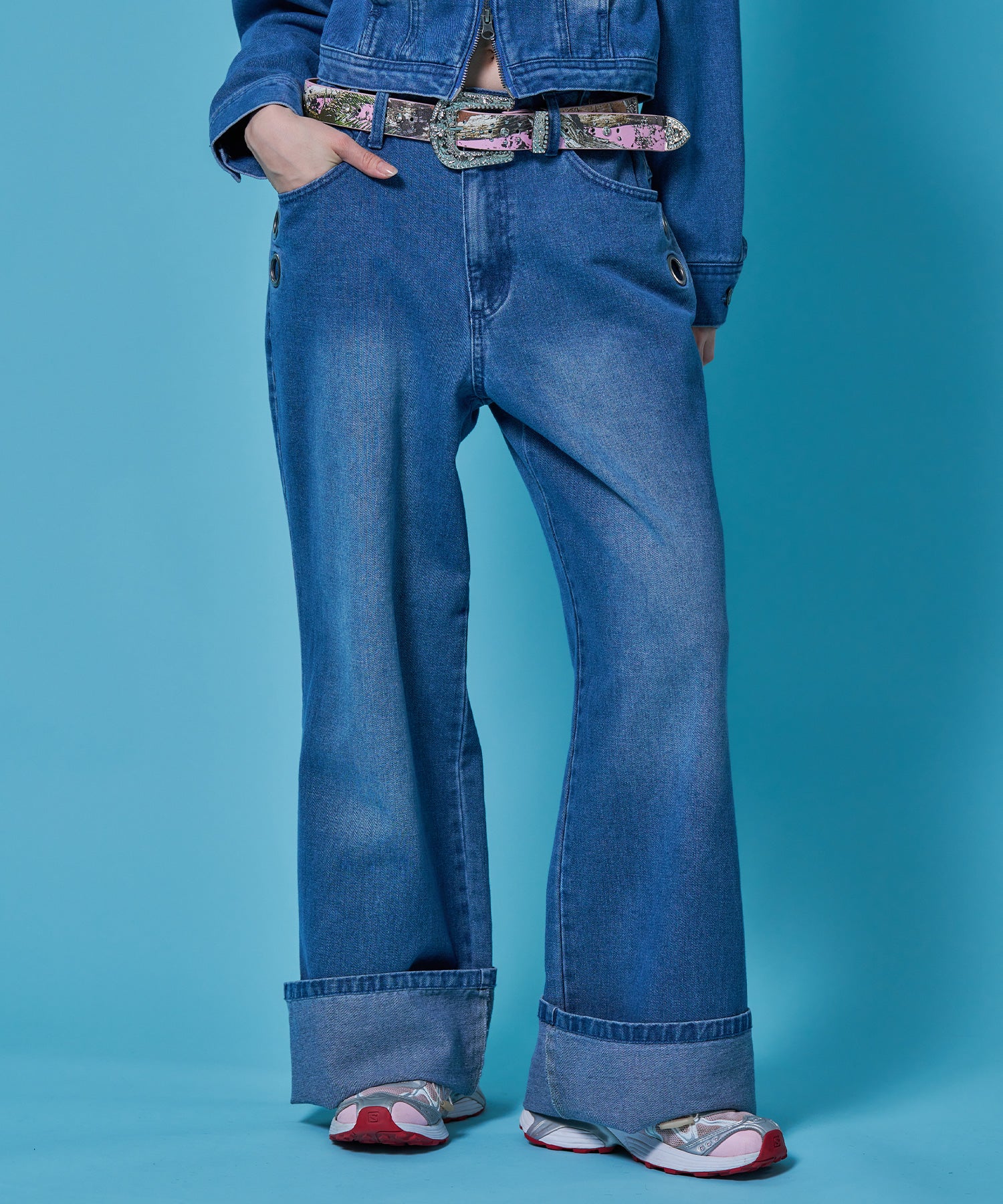 モデル:H164 Size:M