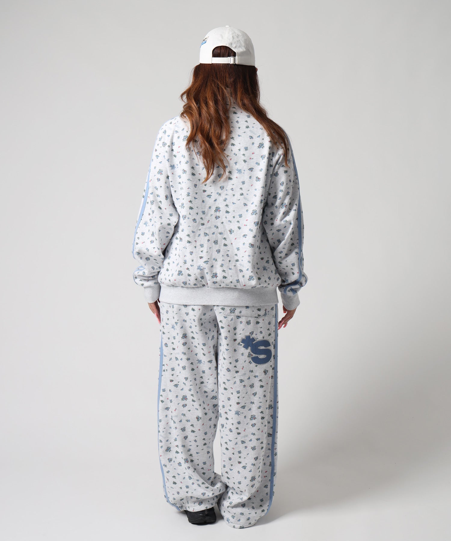 モデル:H158 Size:M