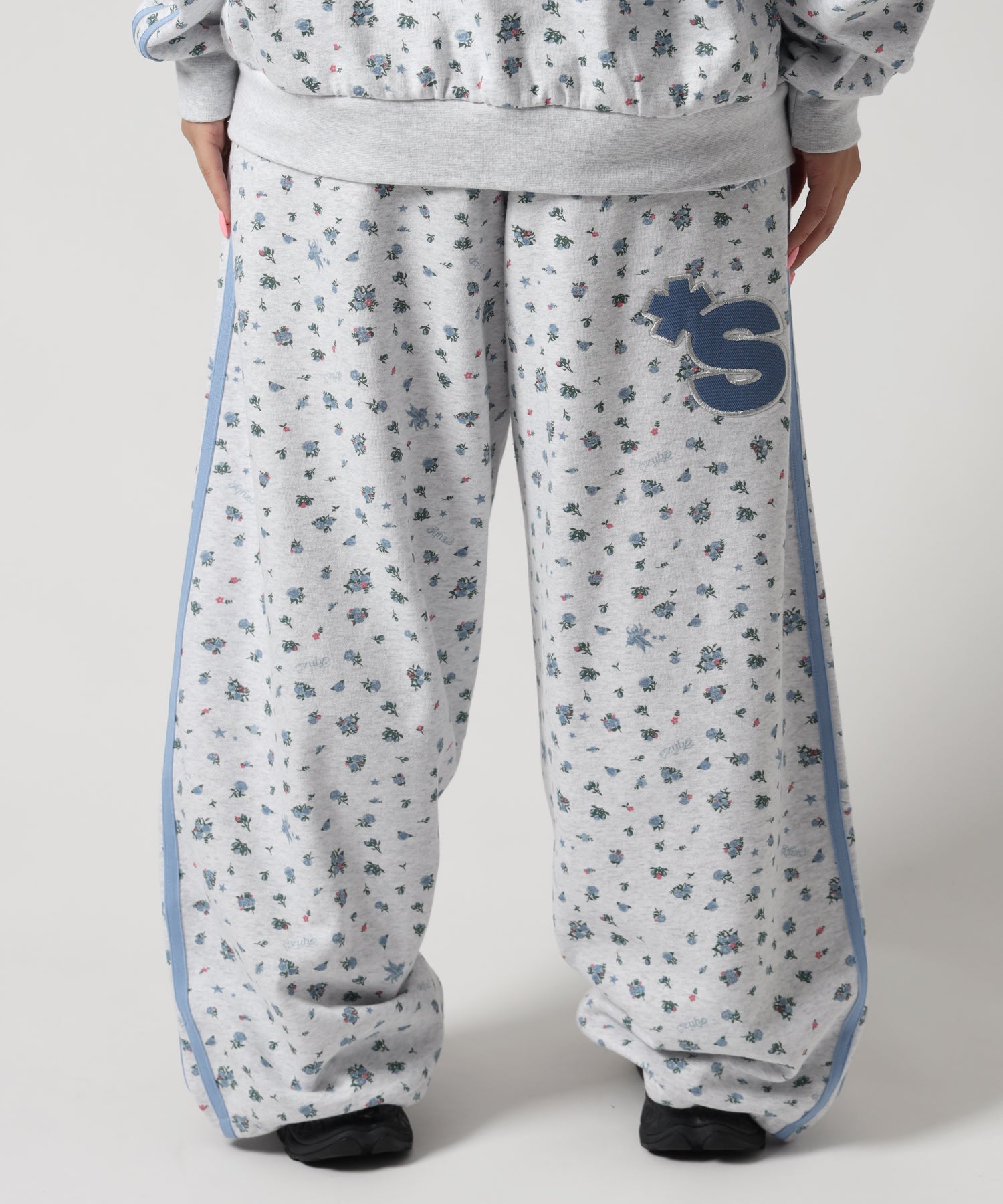 モデル:H158 Size:M
