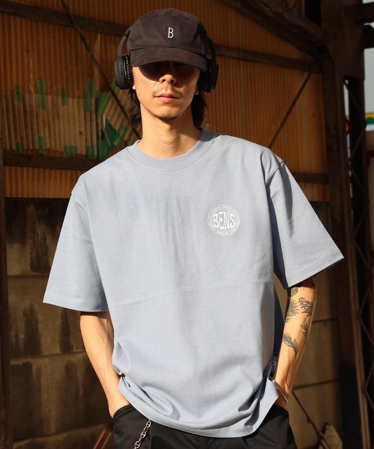 CIRCLE BEN‘S TEE / サークルロゴ Tシャツ 刺繍 半袖 シンプルロゴ ブルーグレー