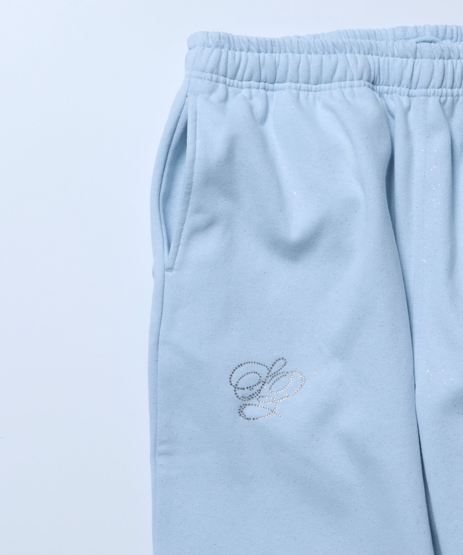 SQNZ GLITTER SWEAT PANTS / グリッター ラインストーン スウェットパンツ ドローコード 裏起毛 【セットアップ着用可】 スカイブルー