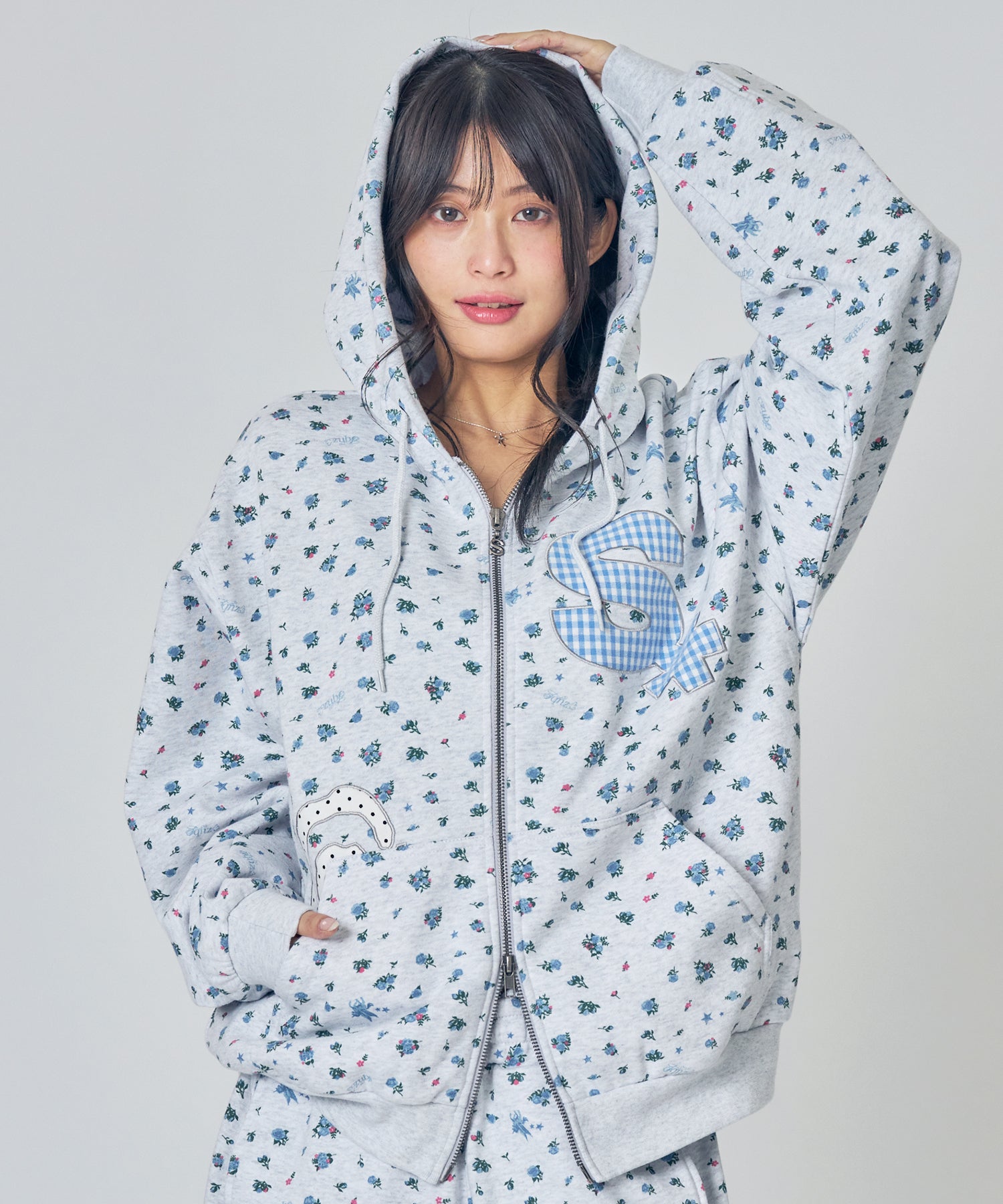 モデル:H157 Size:S