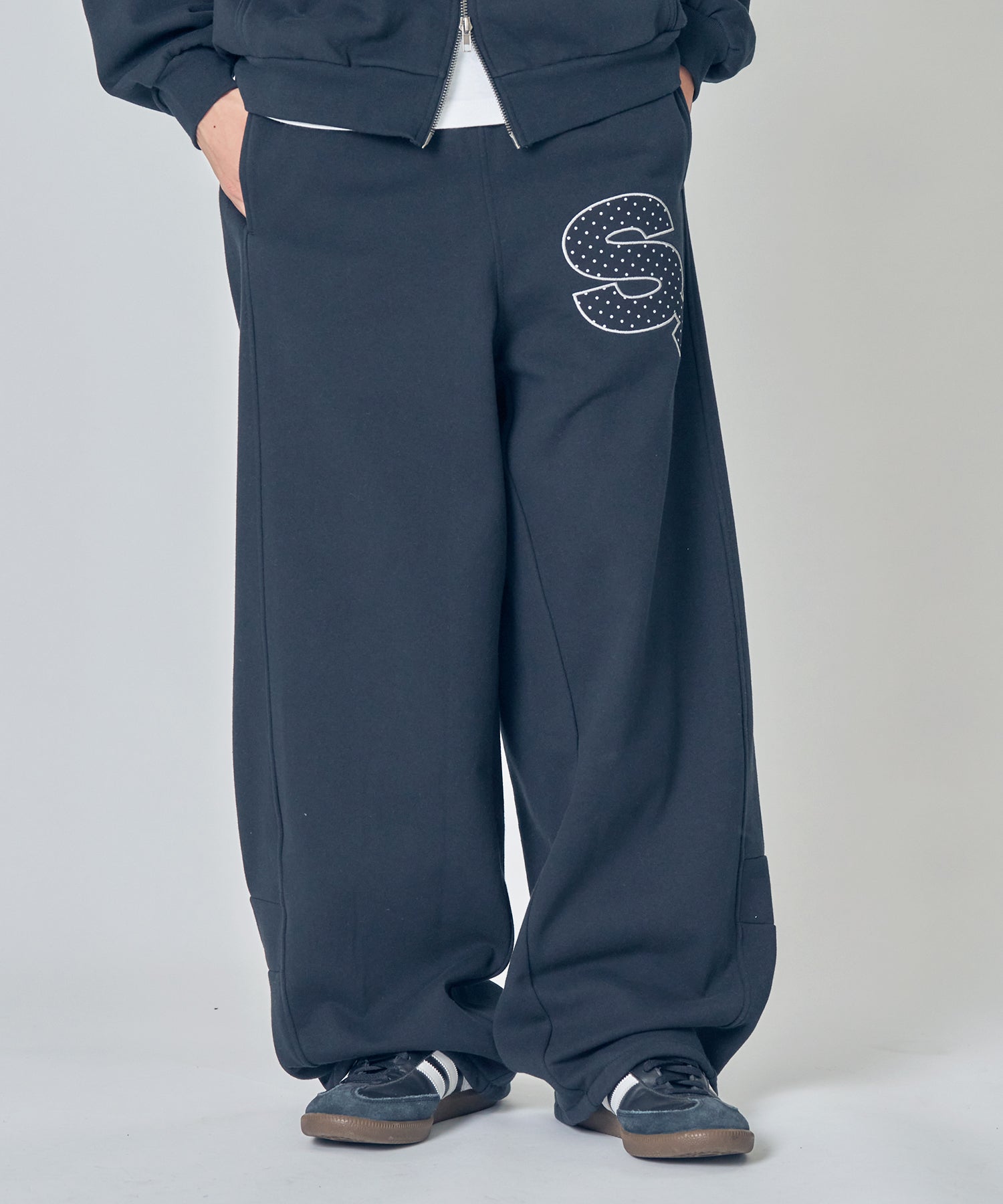 モデル:H178 Size:L ブラック