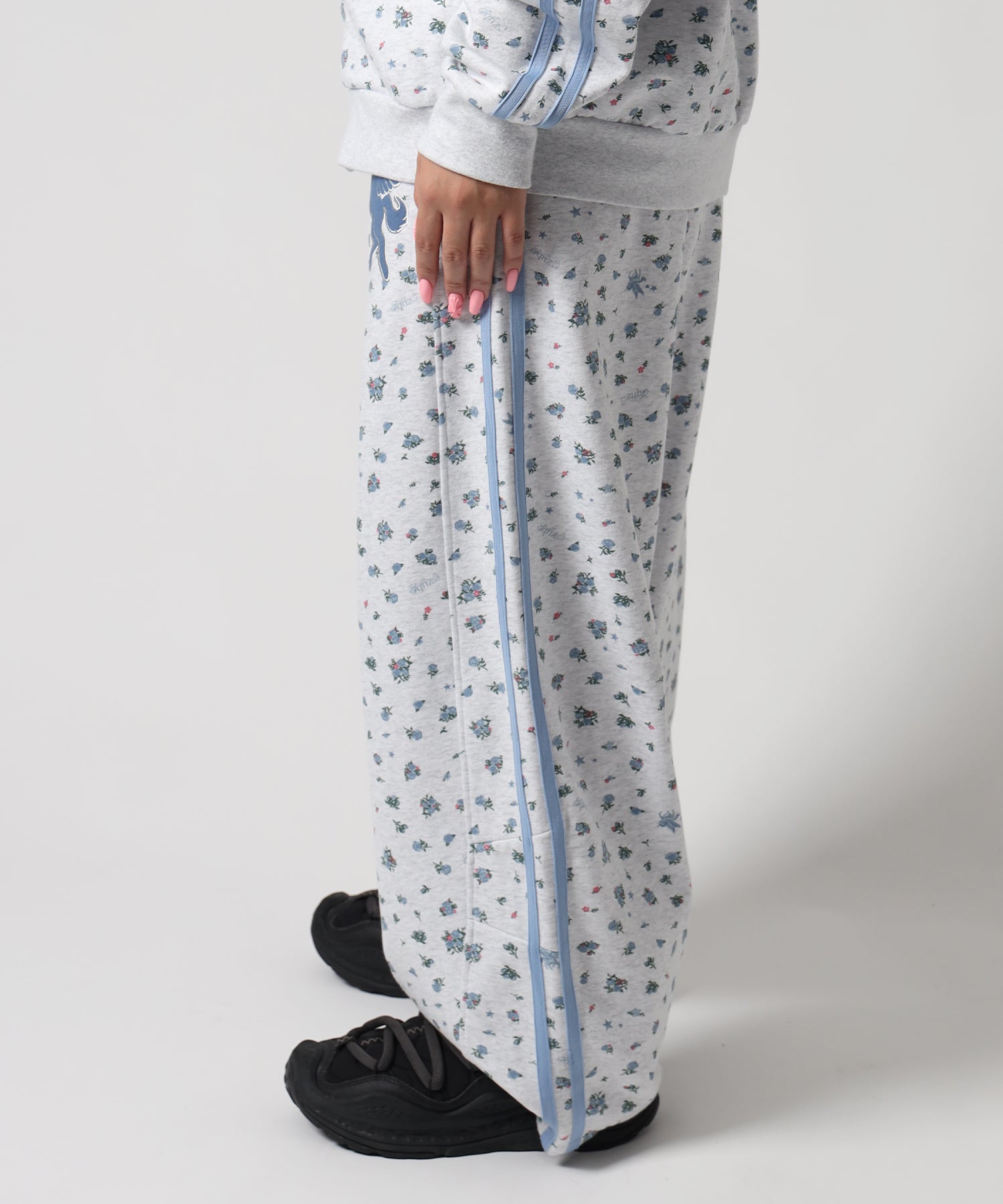 モデル:H158 Size:M