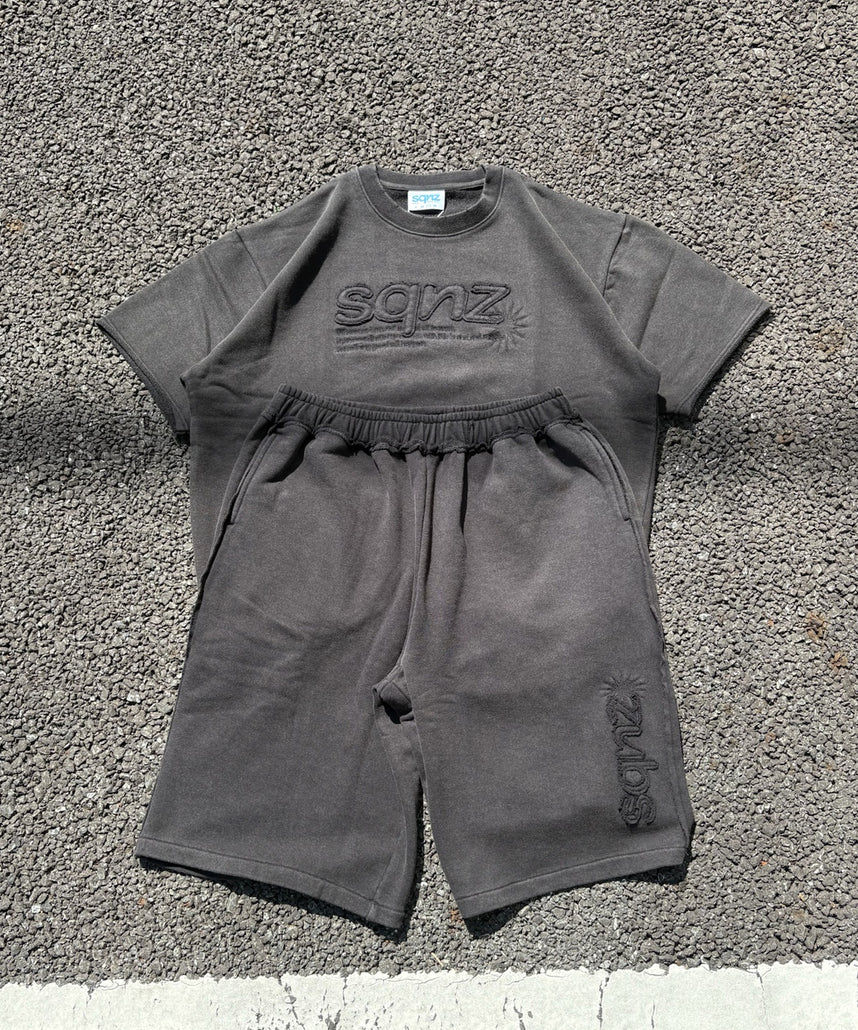sqnz applique pack set up / Tシャツ ワッペン クルーネック オーバーサイズ ワンポイント ブラック