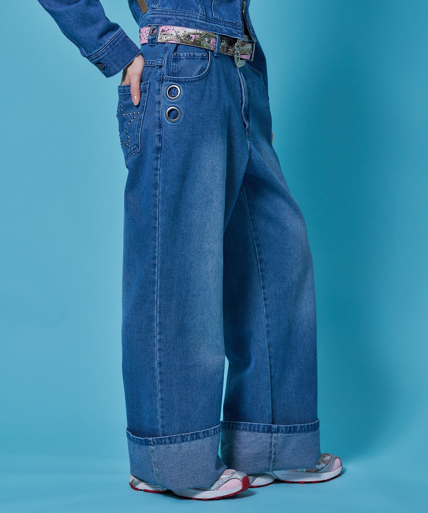 モデル:H164 Size:M