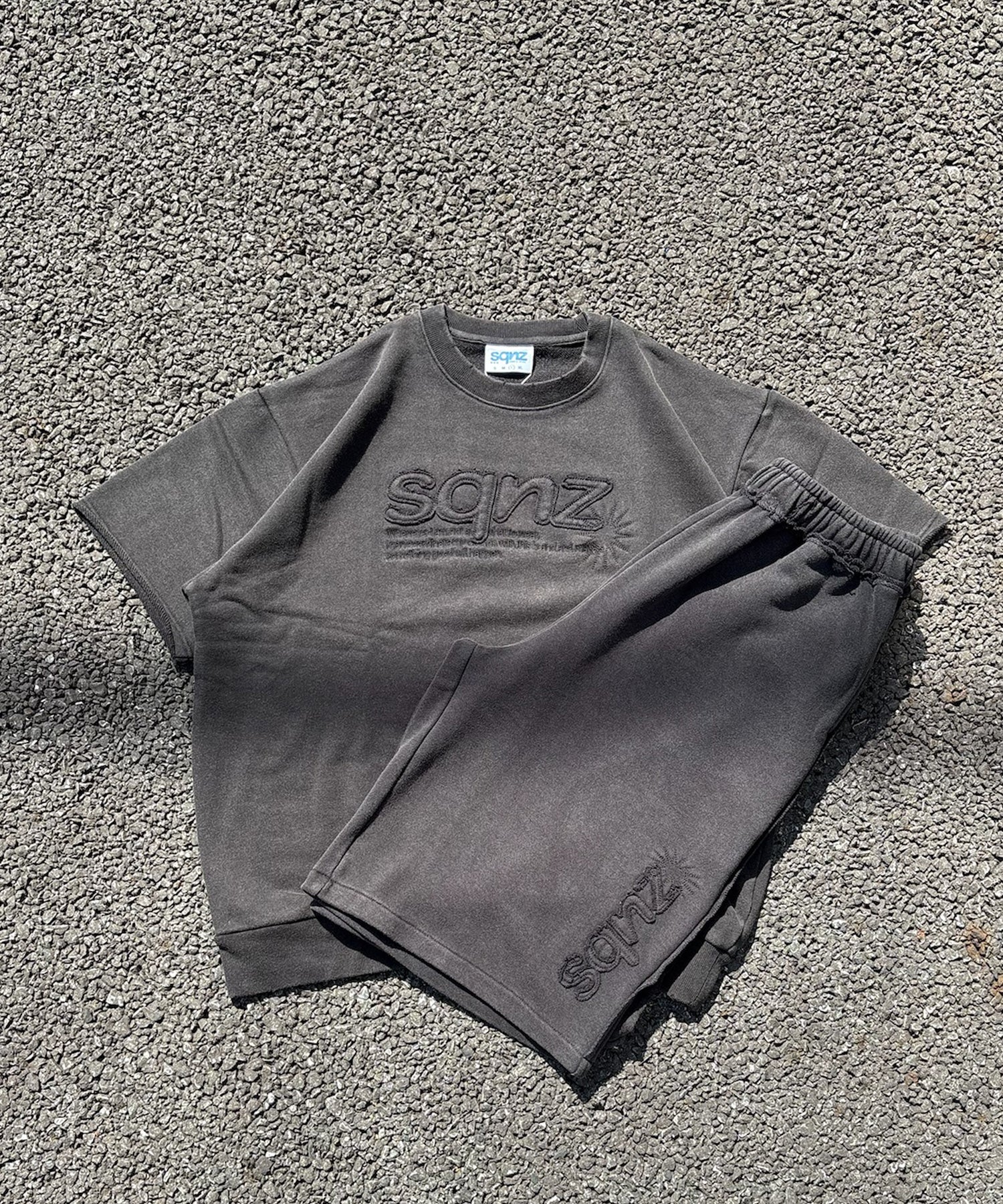 sqnz applique pack set up / Tシャツ ワッペン クルーネック オーバーサイズ ワンポイント ブラック