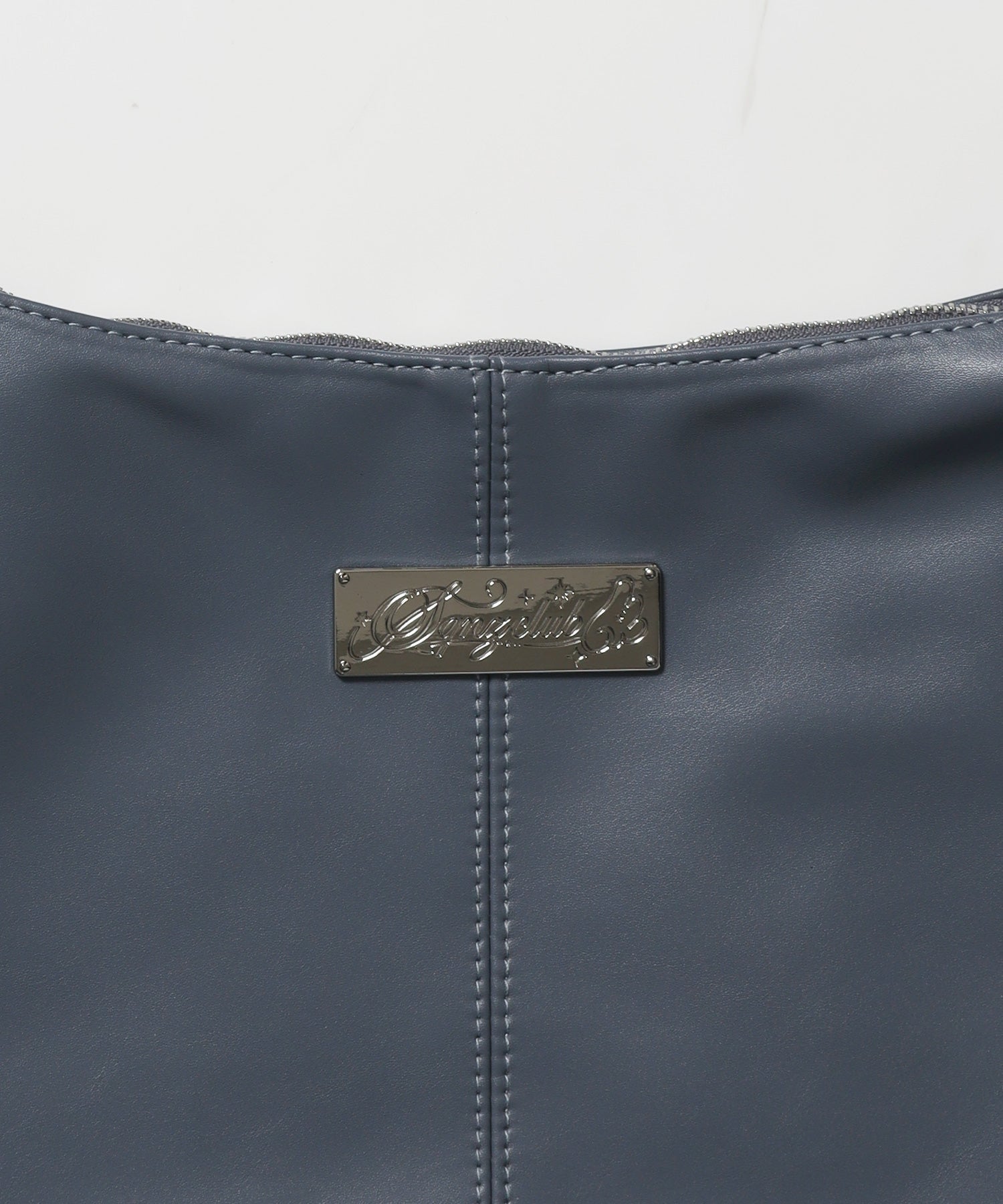 ※WEB限定 / フェイクレザー フェイクスエード メタルプレート 雑貨 バック / シャーリングショルダーバック / sqnz shirring bag チャコール