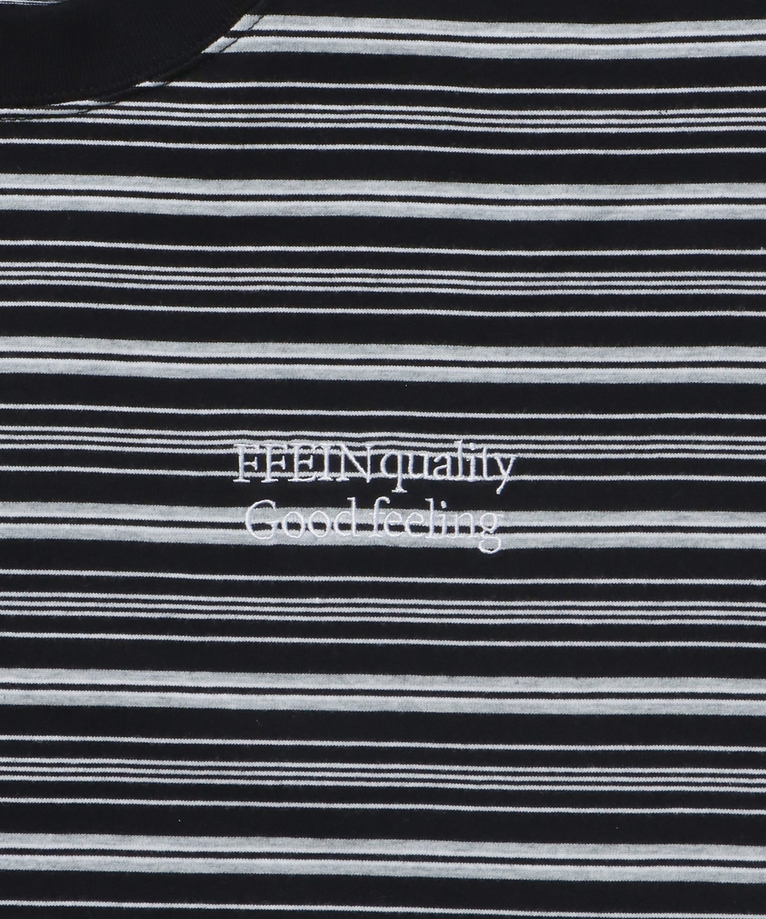 ロゴ刺繍マルチボーダー半袖Tシャツ ブラック