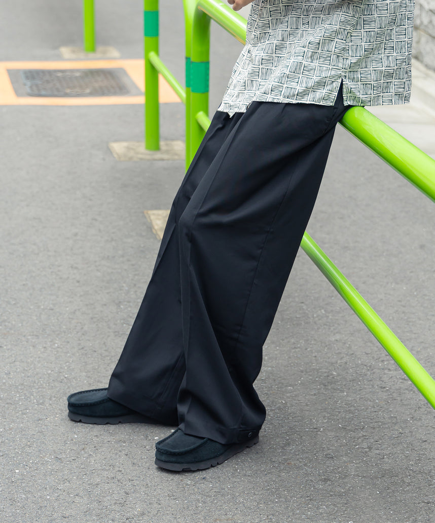 モデル:H177 着用サイズ:L