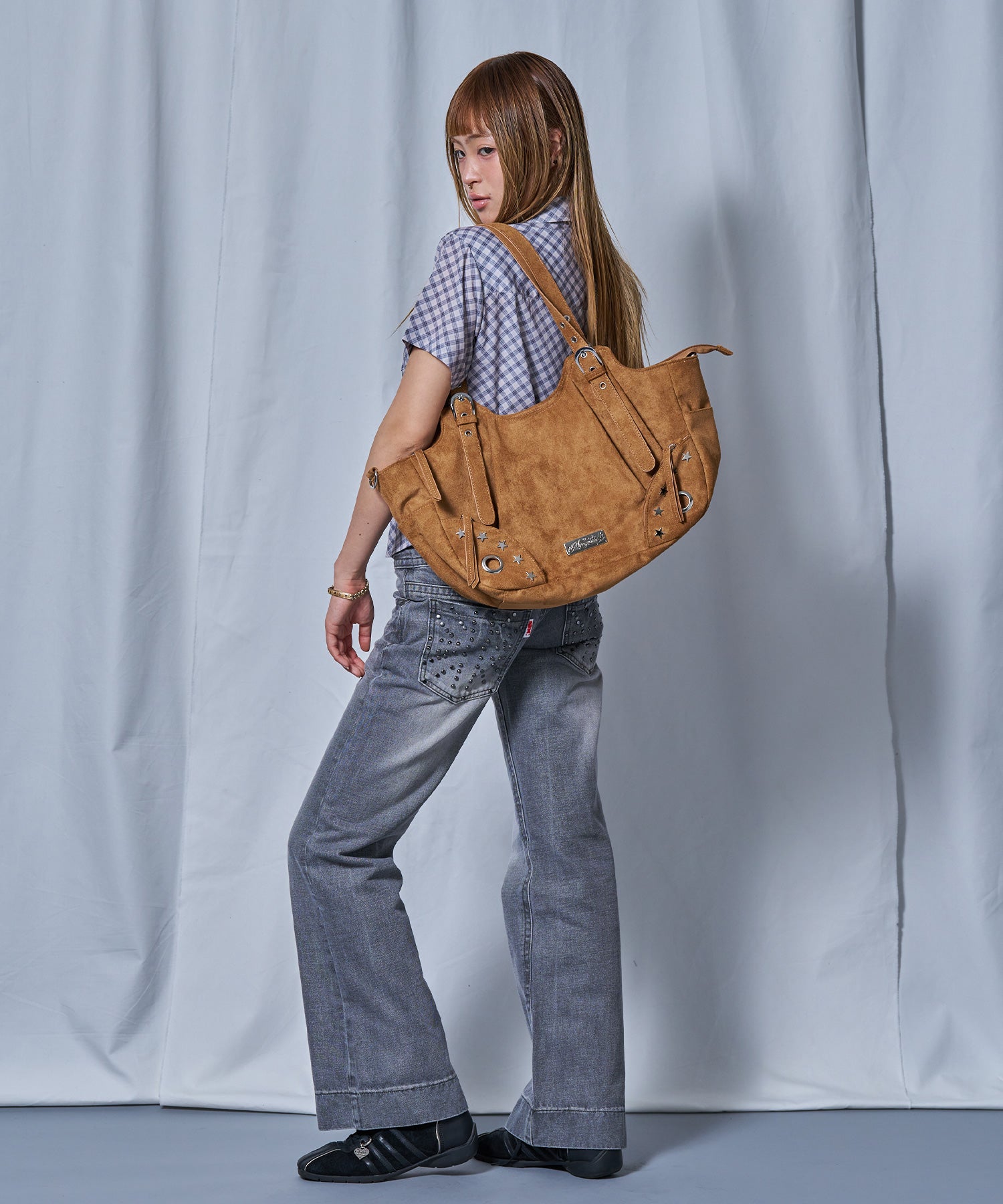 ※WEB限定 / スタースタッズ&ハトメハンドバッグ / sqnz star eyelet bag ベージュ