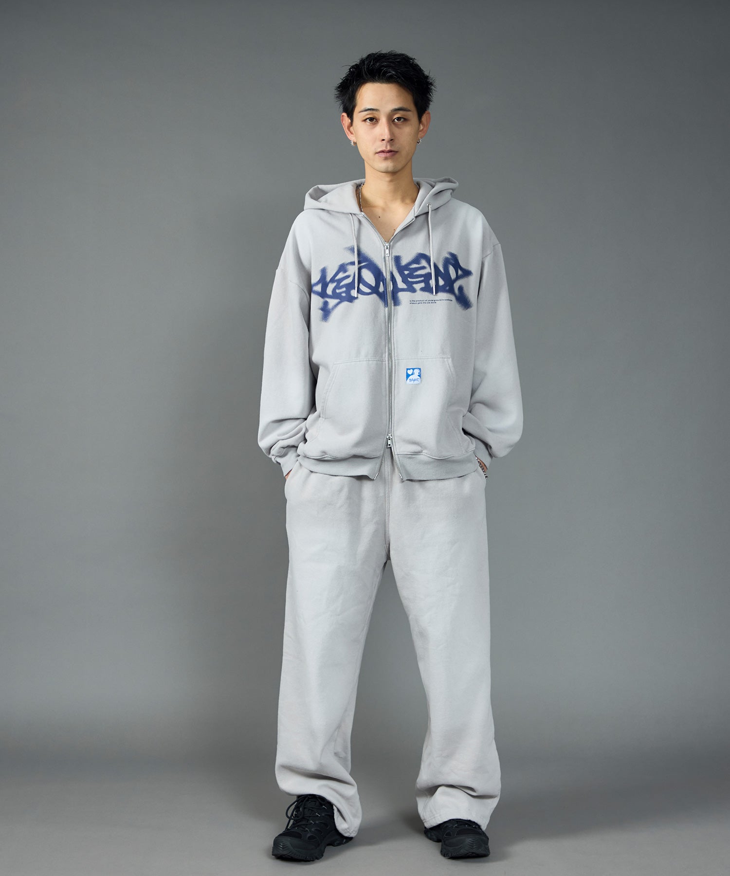 モデル:H180 Size:L