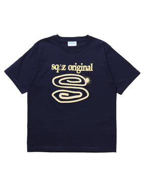 ≪予約商品≫sqnz guru-guru patchwork tee / ユニセックス 半袖 Tシャツ クルーネック プリント ワッペン チェック ネイビー
