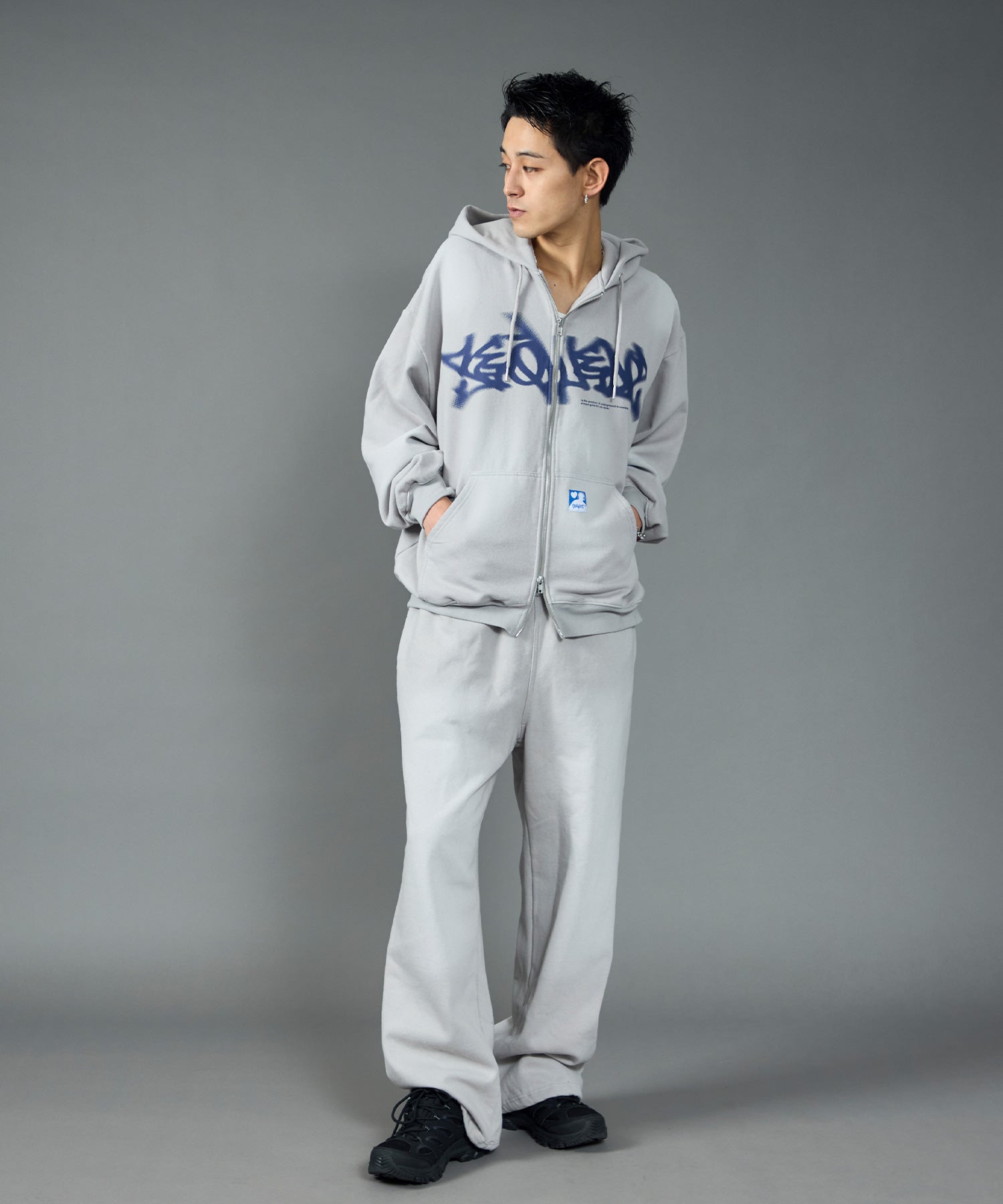 モデル:H180 Size:L