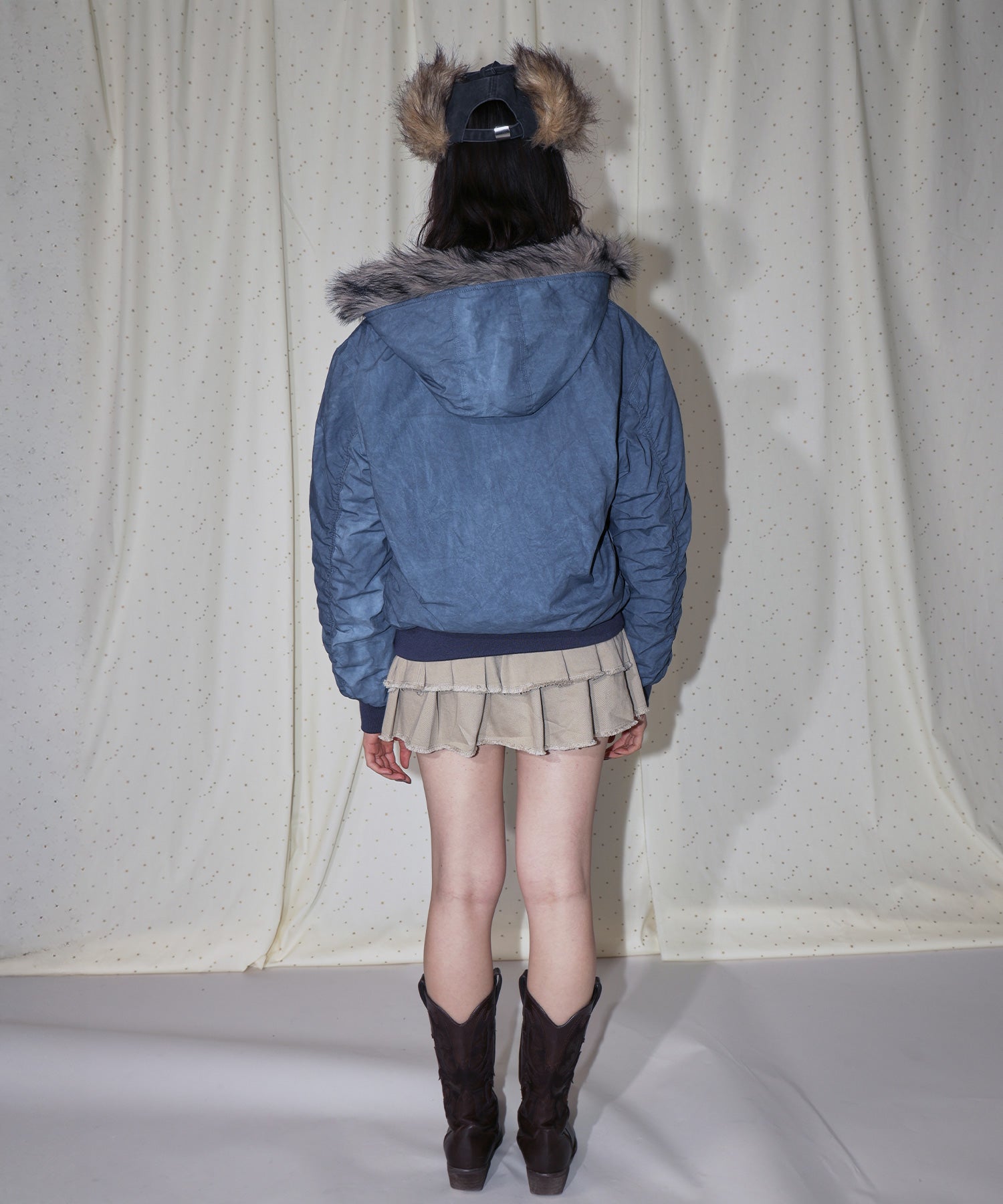 モデル:H171 Size:M