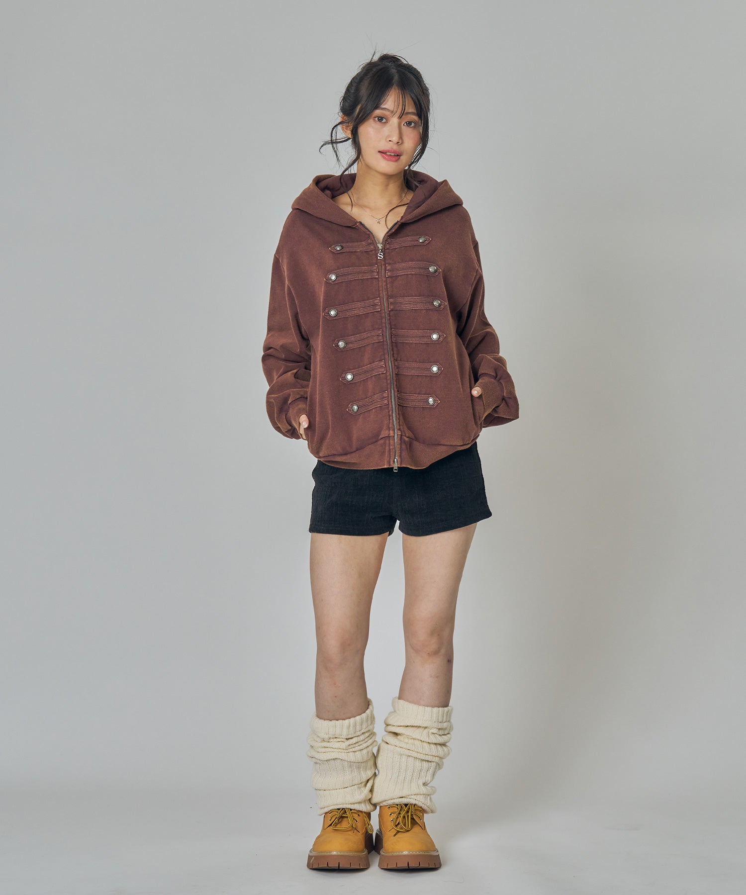 モデル:H157 Size:M