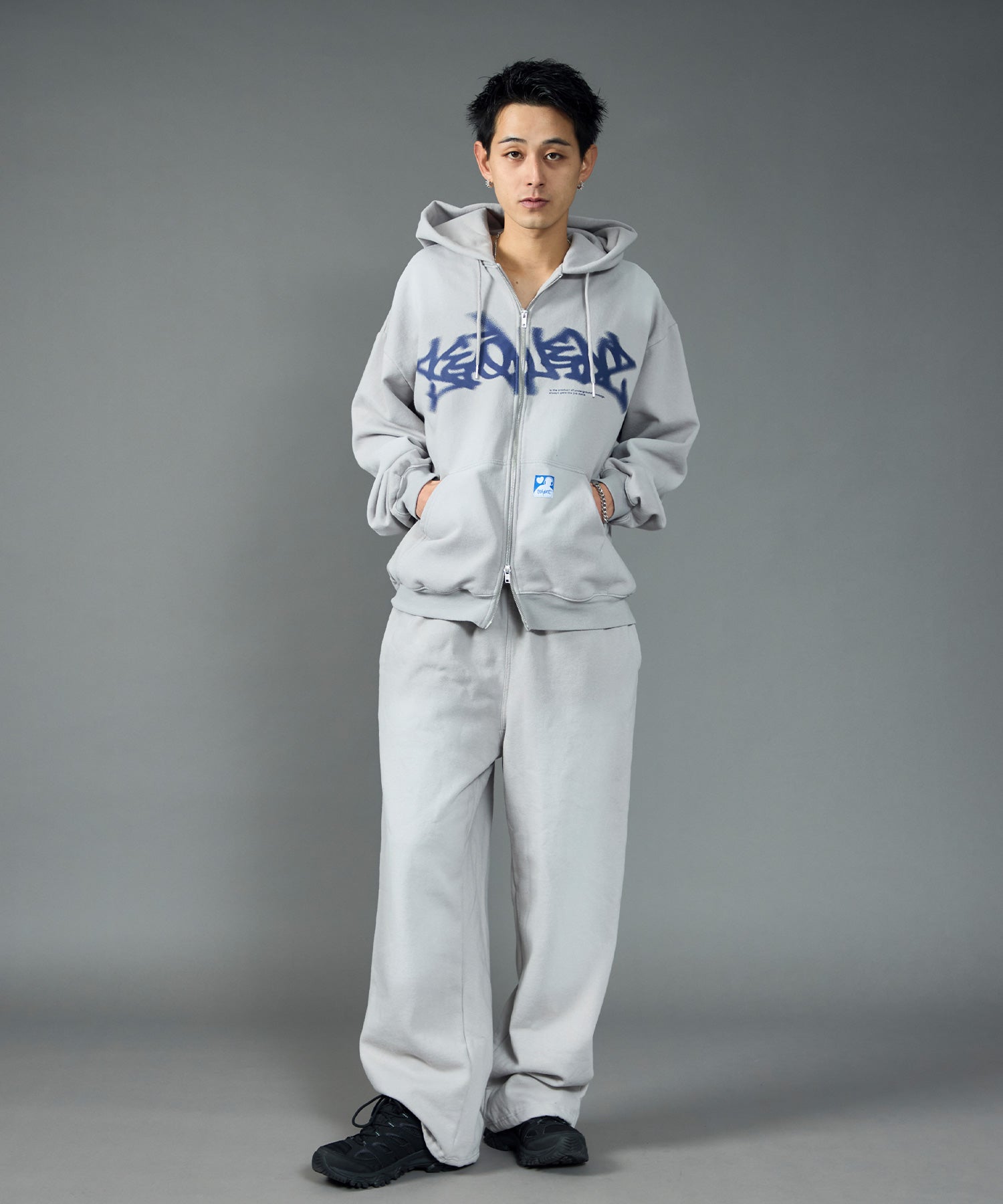 モデル:H180 Size:L