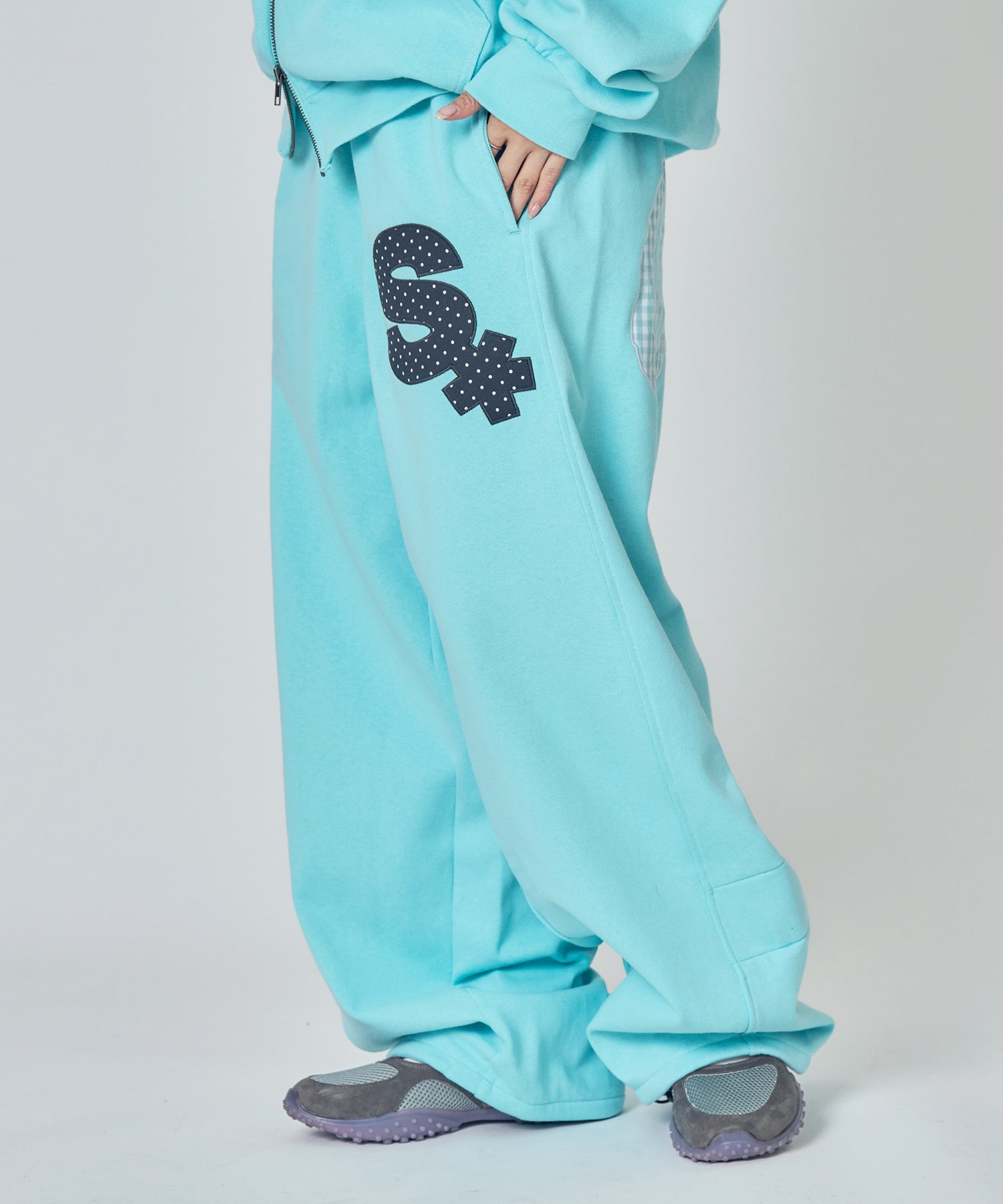 モデル:H157 Size:M ターコイズブルー