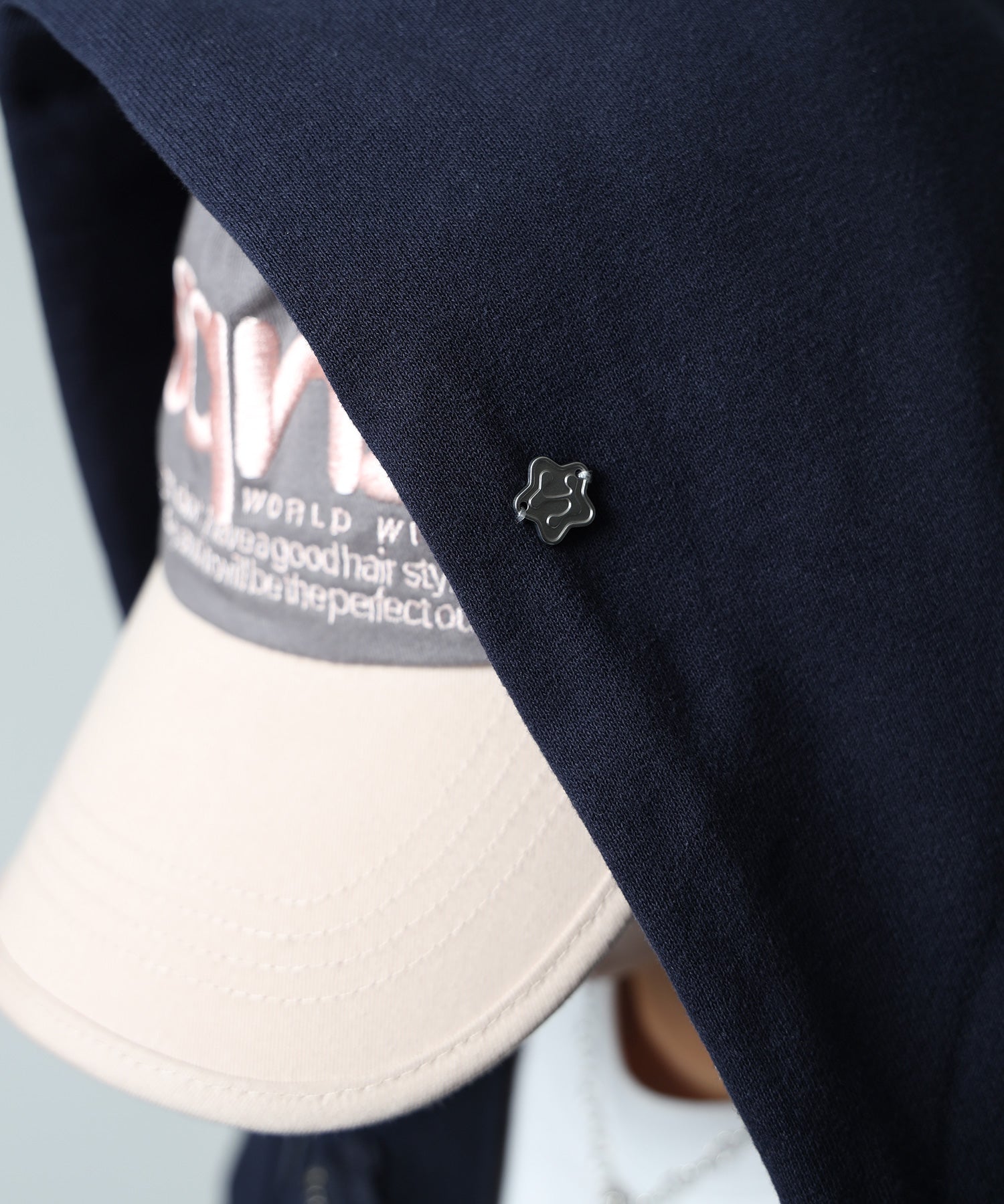 モデル:H163 Size:M