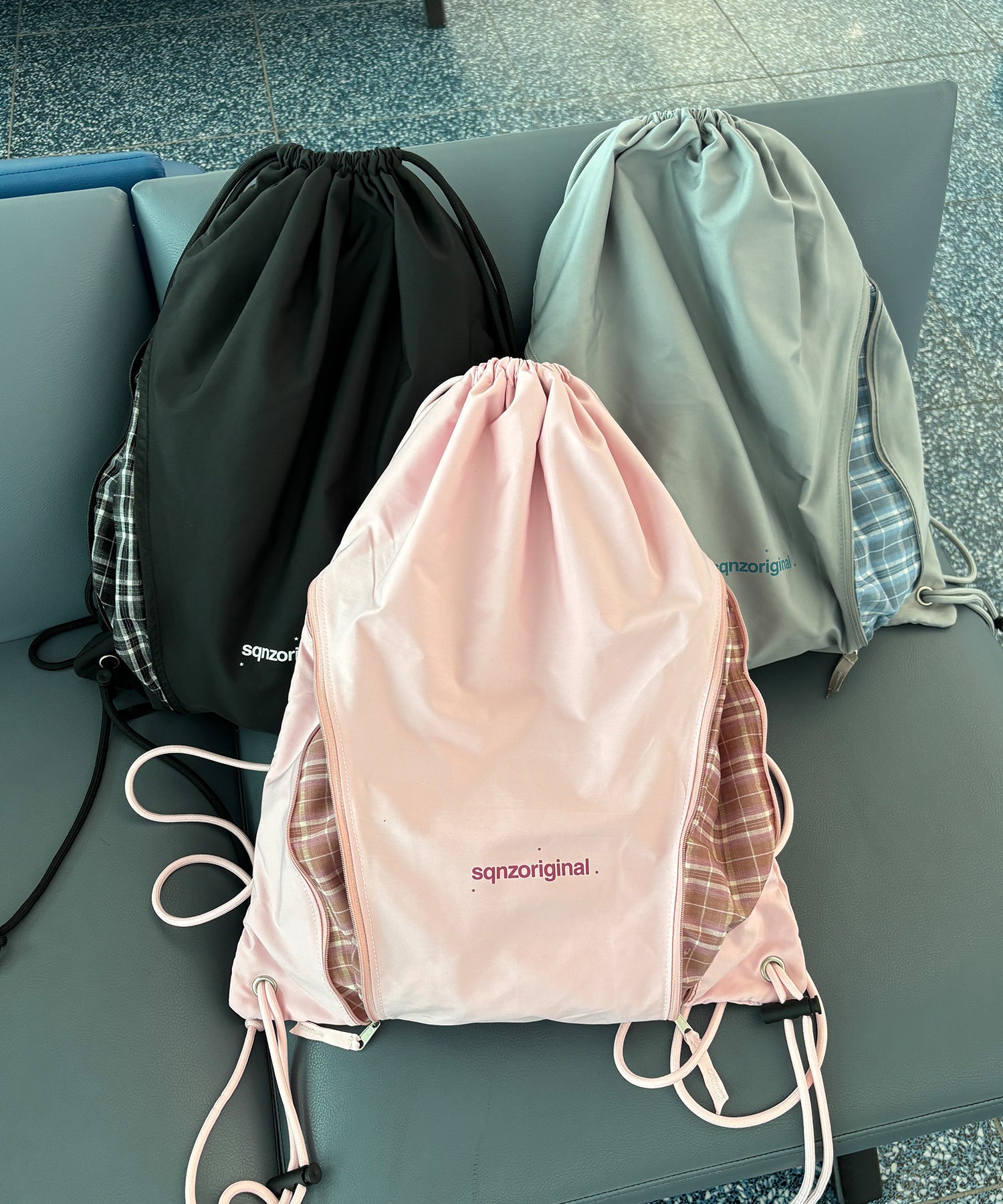 ≪予約商品≫※WEB限定 / 2WAY仕様 /チェックジップナップサック /sqnz zip knapsack ライトピンク
