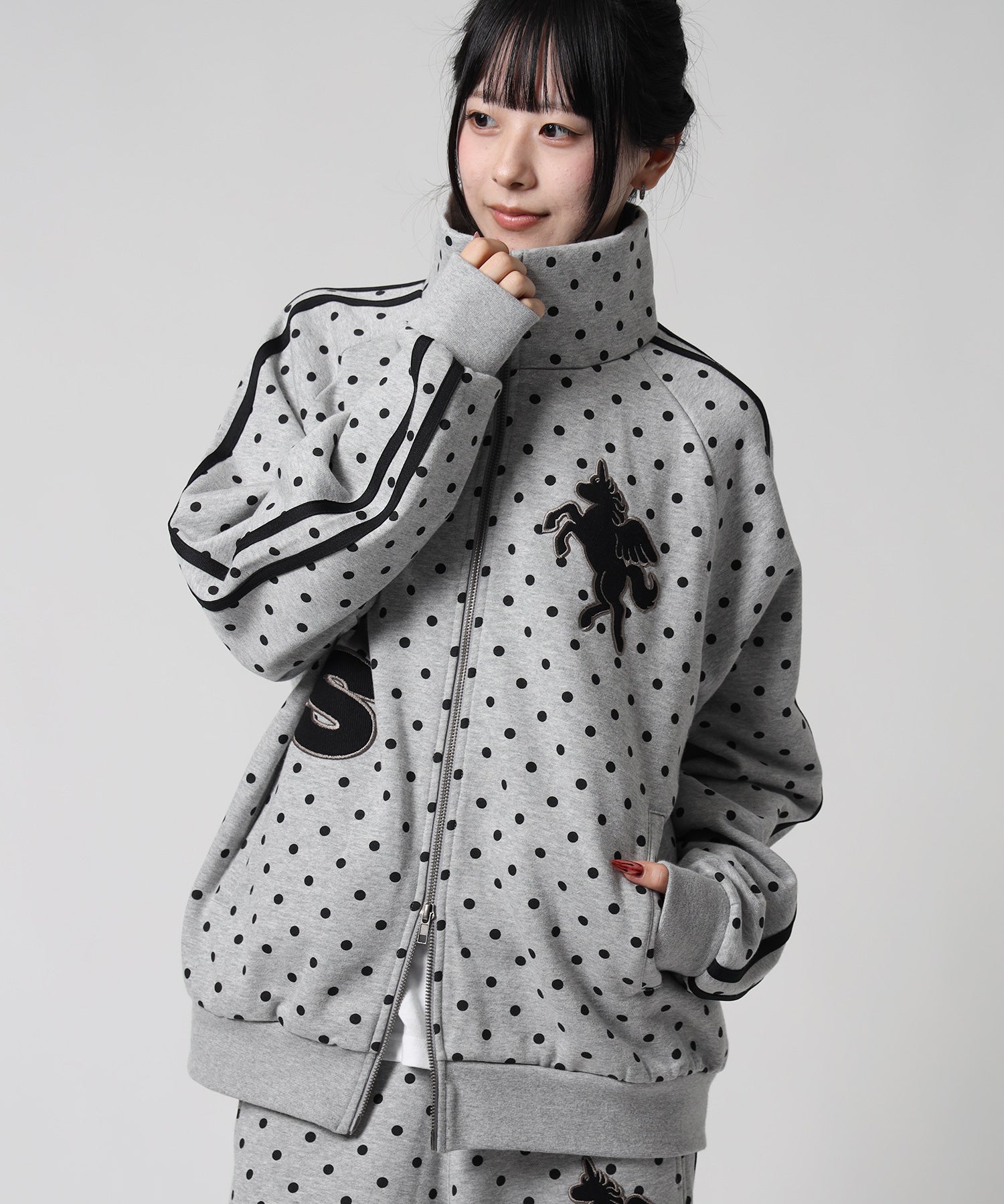 モデル:H159 Size:M