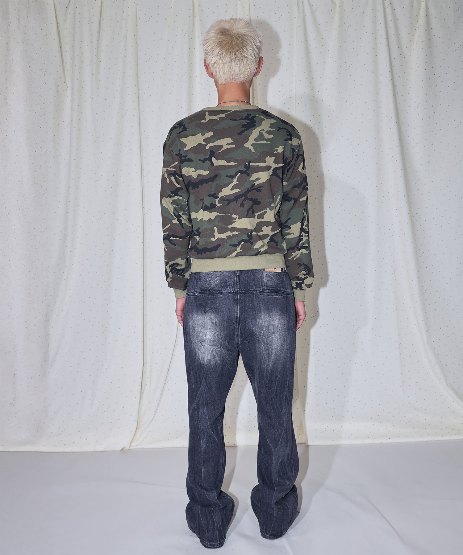 モデル:H181 Size:M