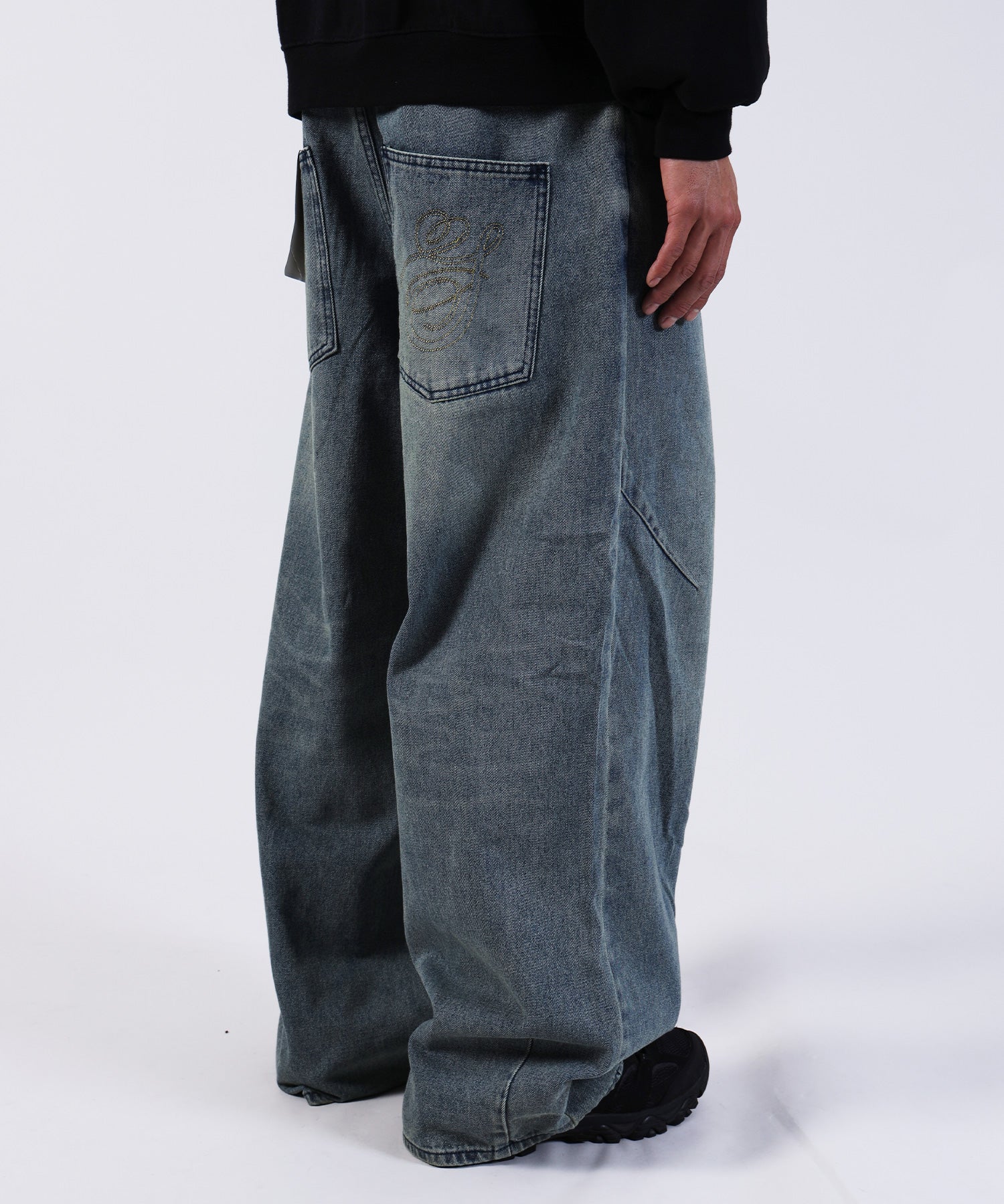 モデル:H180 Size:L