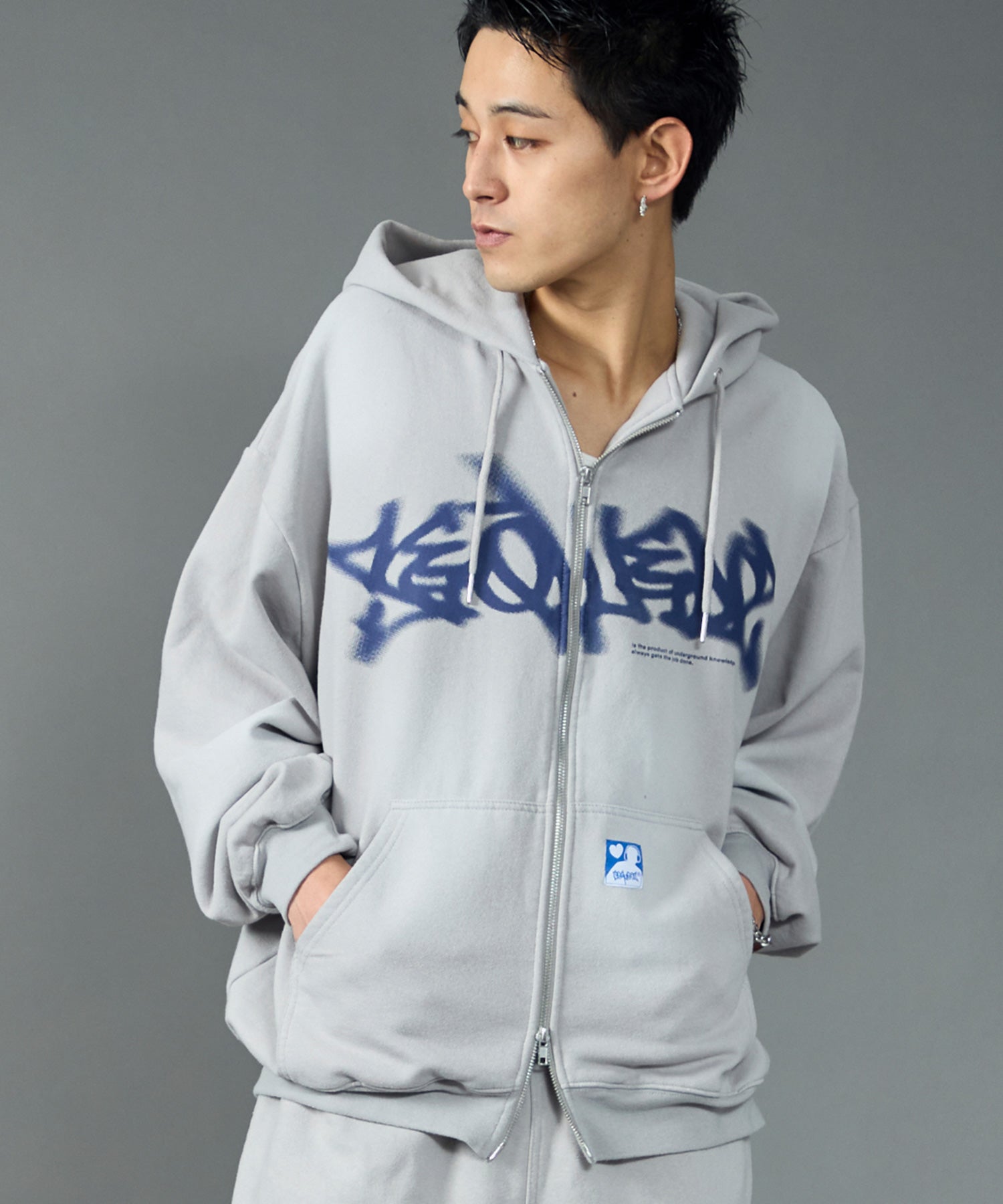 モデル:H180 Size:L