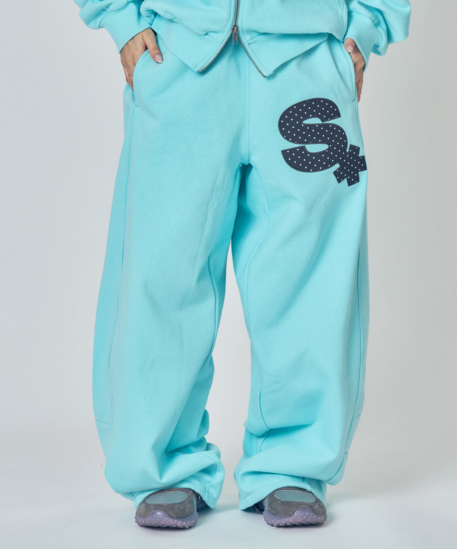 モデル:H157 Size:M ターコイズブルー