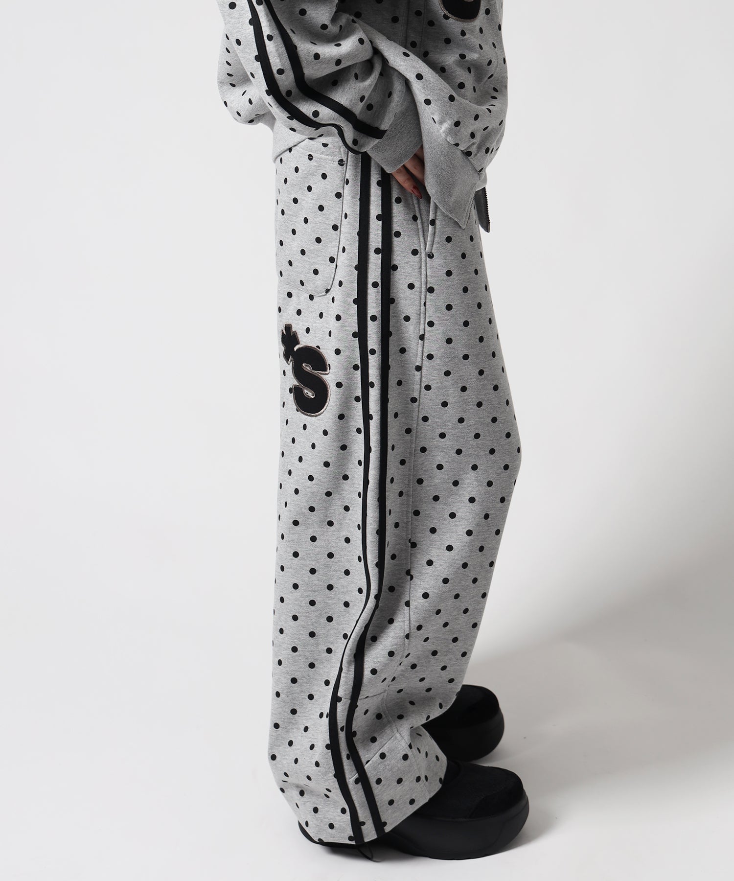 モデル:H159 Size:M