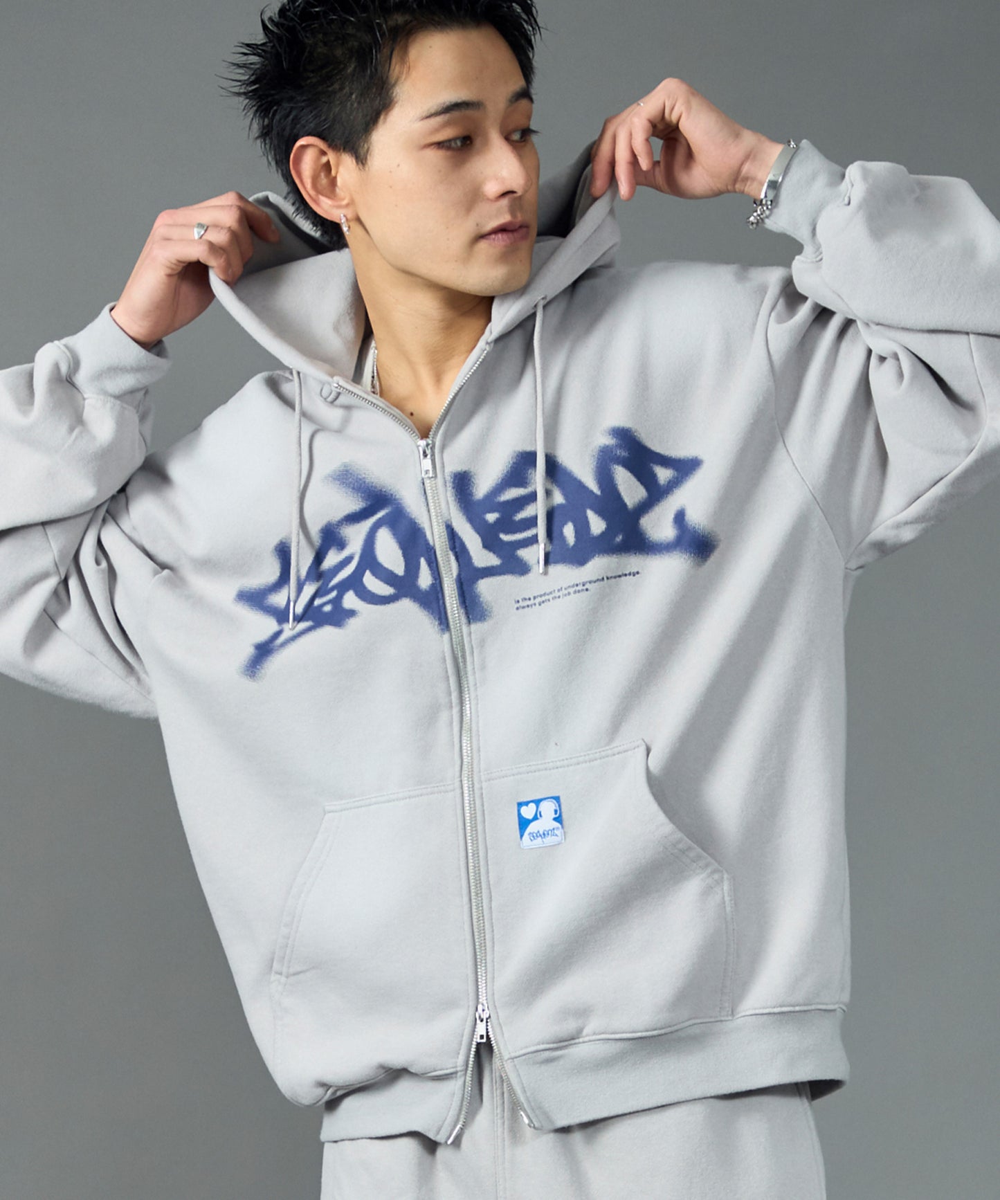 モデル:H180 Size:L