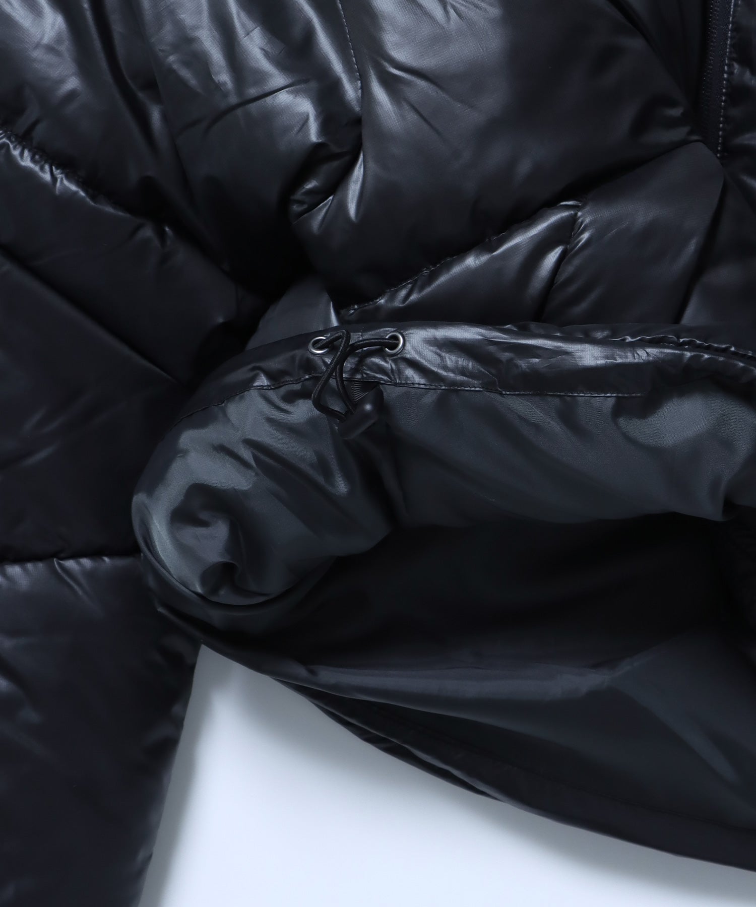 sqnz puffa short pading ladies / レディース パファ ダウン ジャケット 中綿 短丈 ドローコード ブラック