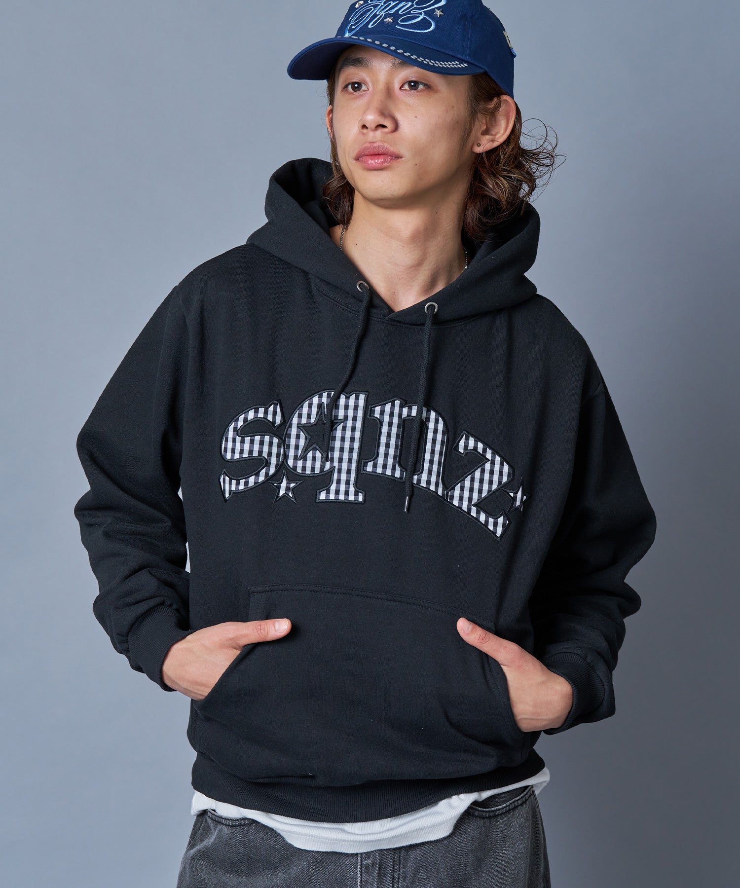 ※WEB限定 / 短丈裏起毛ジップパーカー / sqnz gingham applique pk ブラック